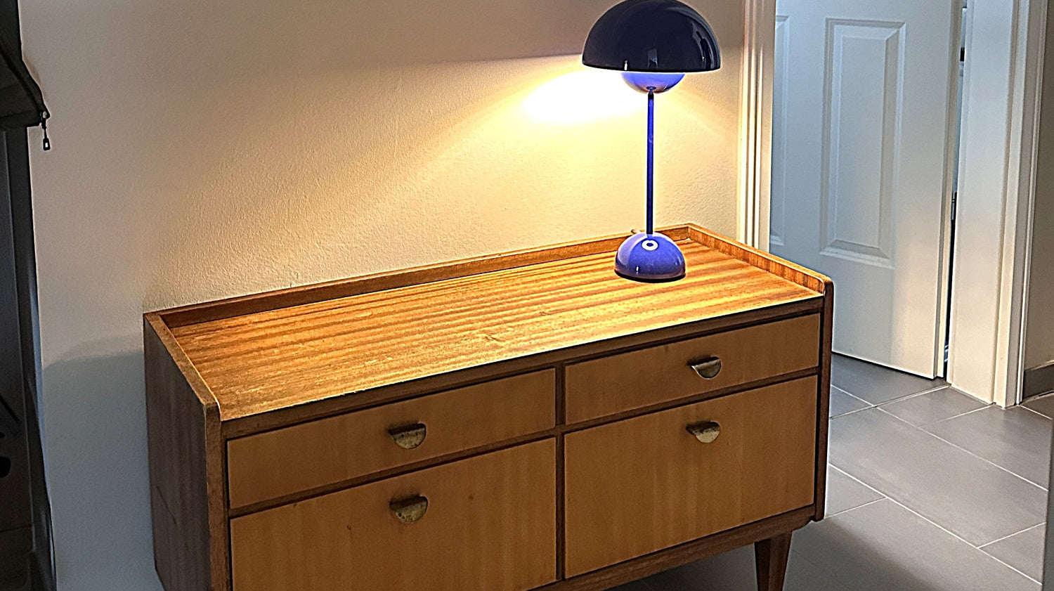 Mid Century Kommode mit Schubladen, Vintage Stil