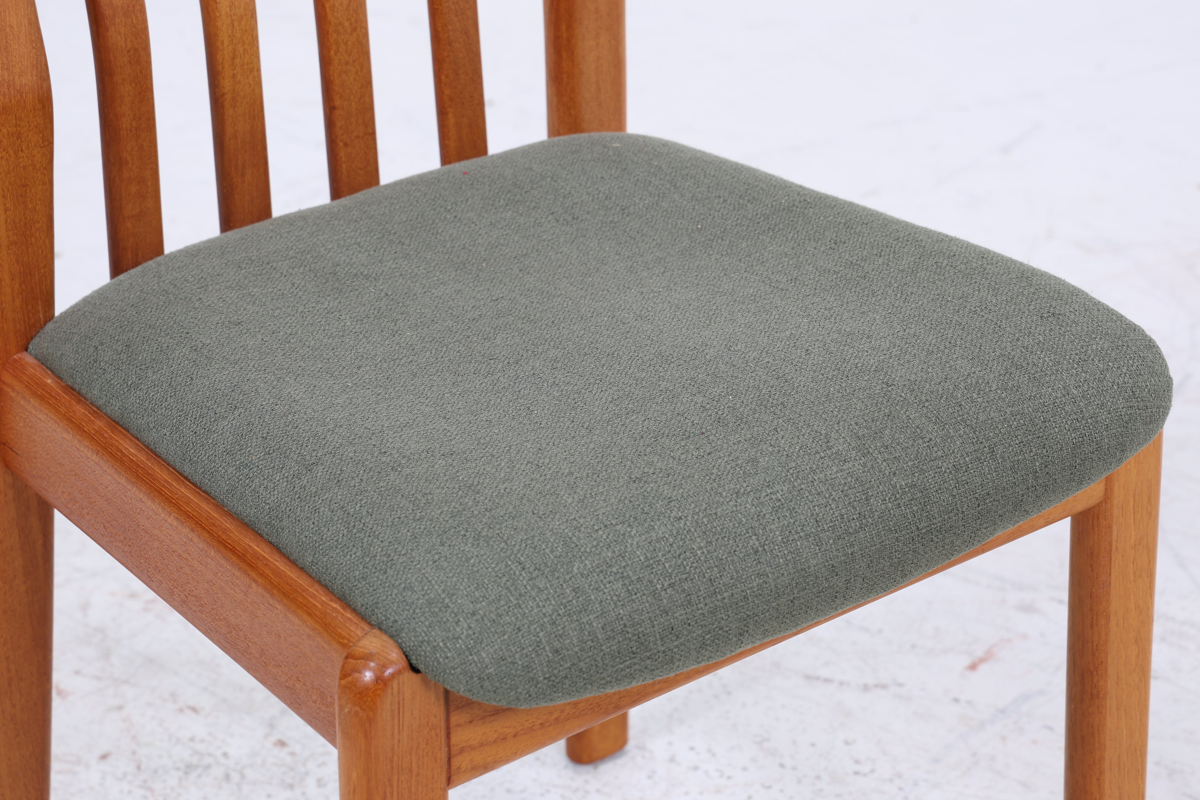 4er Set Vintage Teak Dyrlund Stühle aus den 60ern | Mid Century Küchen Stuhl Esszimmerstühle Vintage Retro