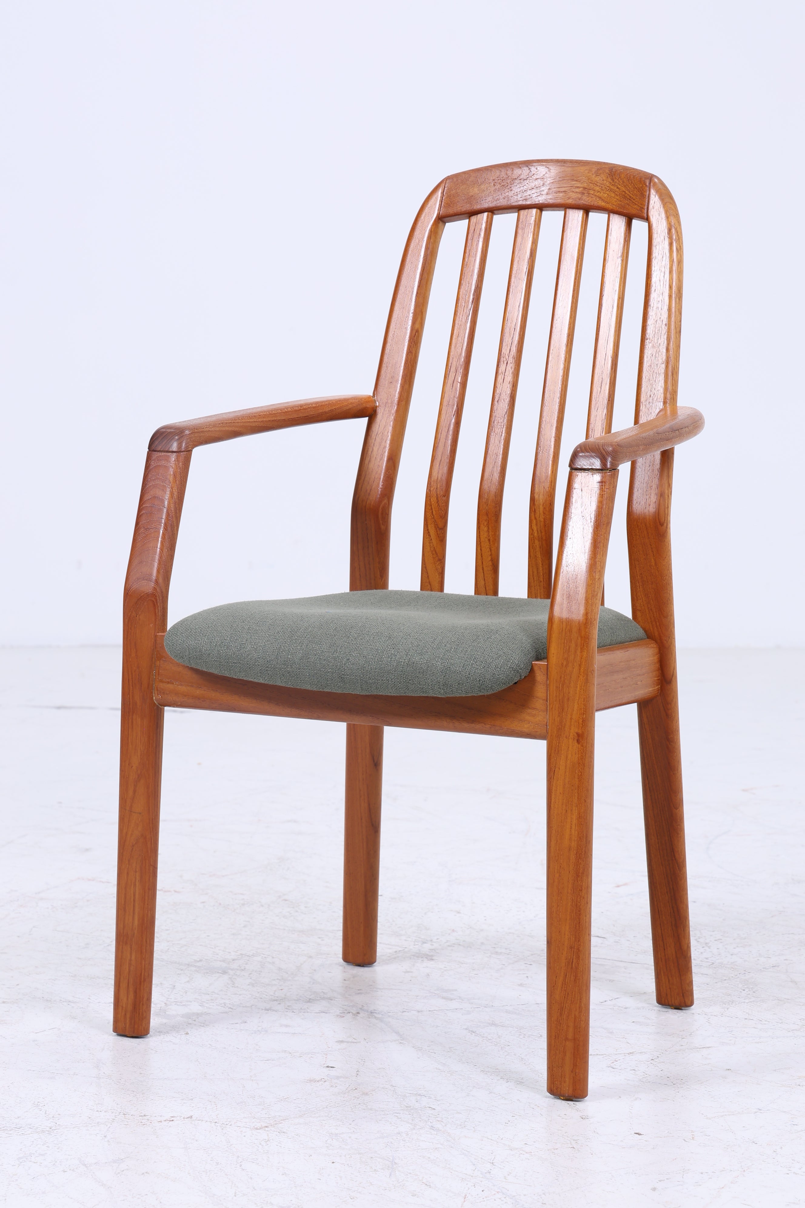 Vintage Teak Dyrlund Stuhl aus den 60ern| Mid Century Armlehnenstuhl 70er Jahre | Retro Küchenstuhl