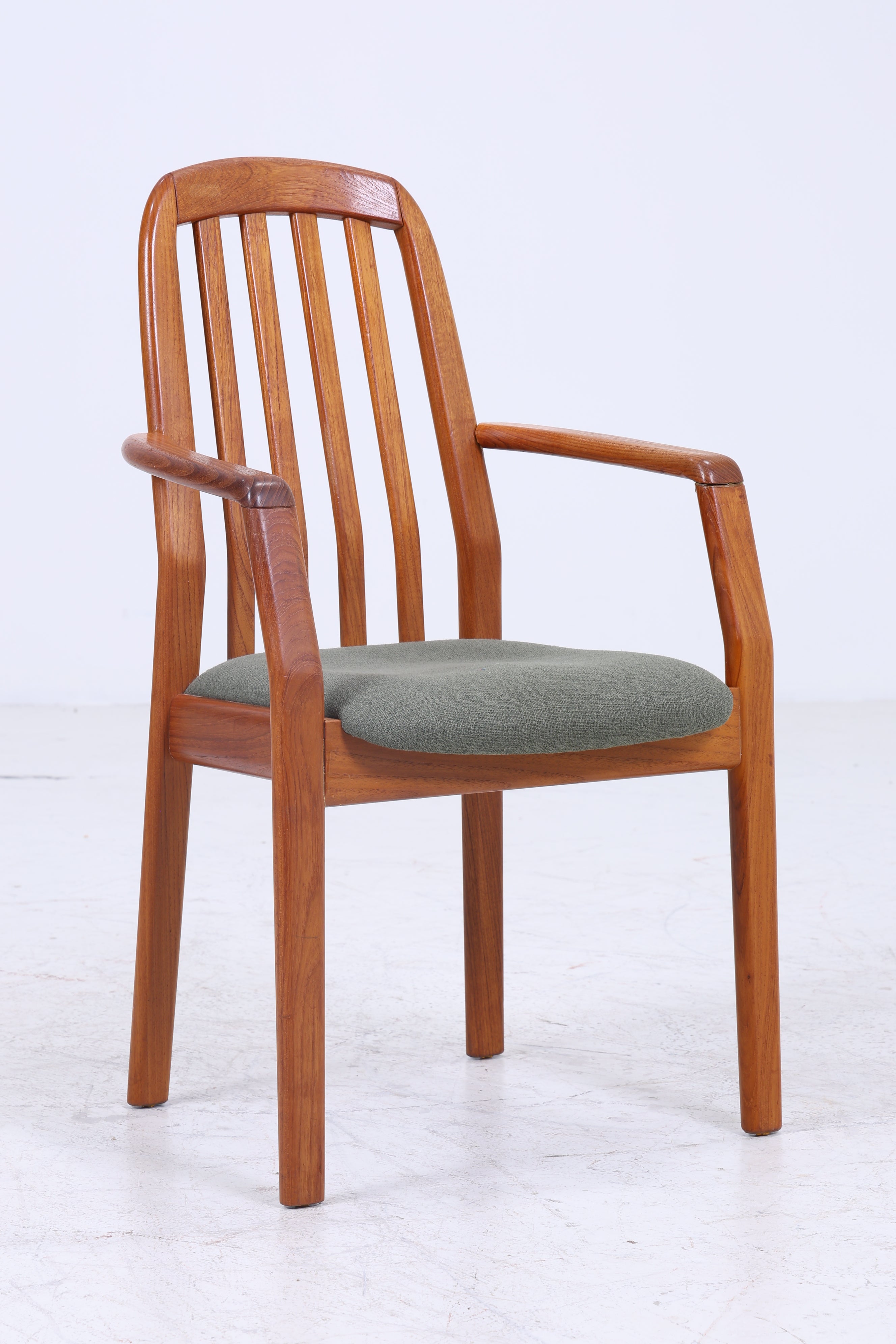 Vintage Teak Dyrlund Stuhl aus den 60ern| Mid Century Armlehnenstuhl 70er Jahre | Retro Küchenstuhl