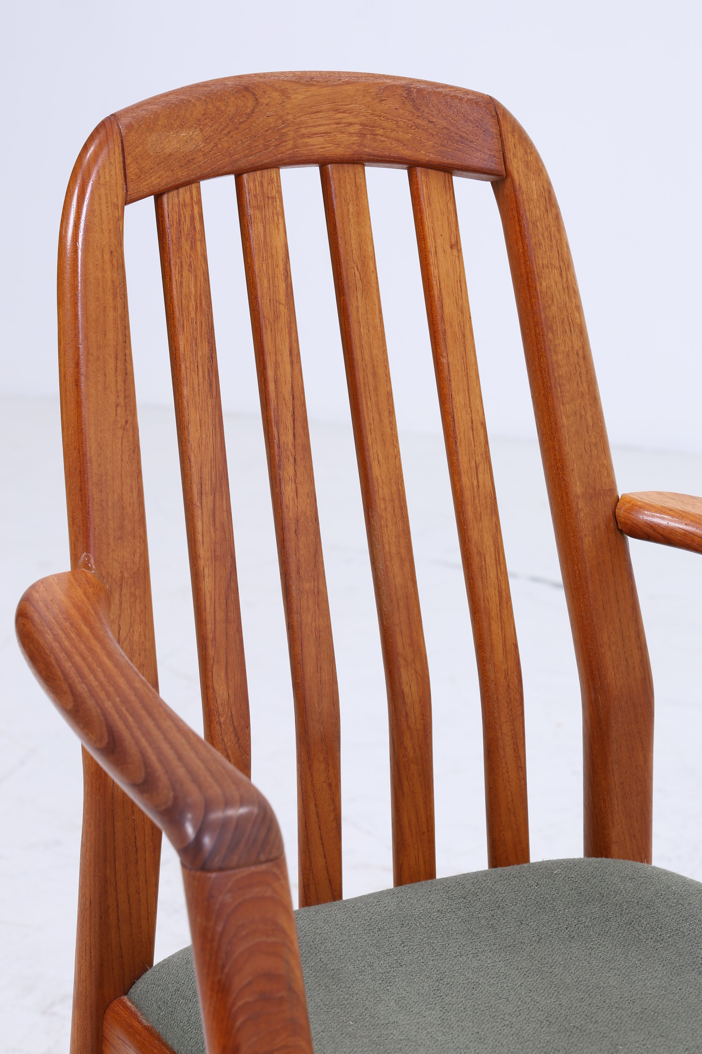 Vintage Teak Dyrlund Stuhl aus den 60ern| Mid Century Armlehnenstuhl 70er Jahre | Retro Küchenstuhl