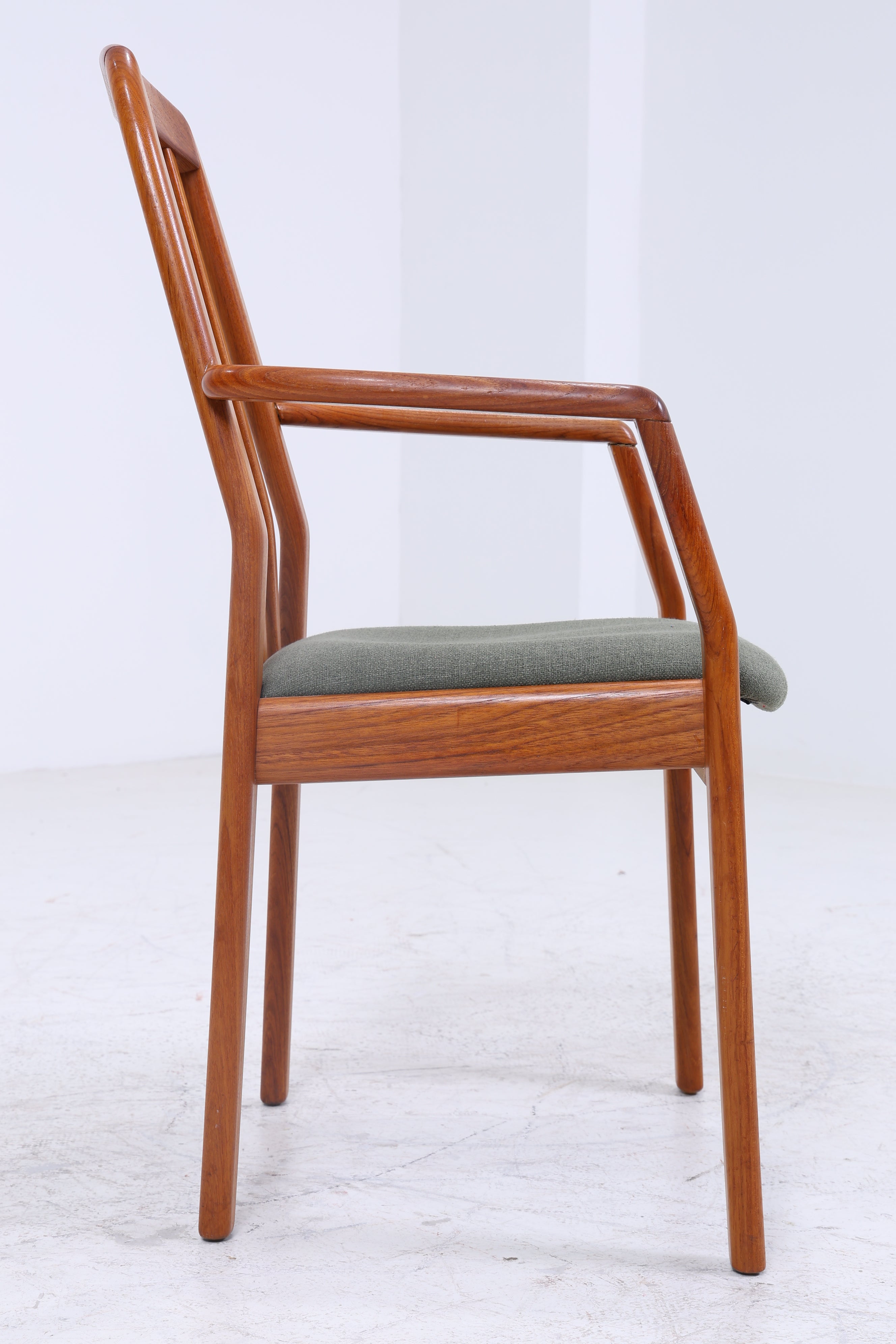 Vintage Teak Dyrlund Stuhl aus den 60ern| Mid Century Armlehnenstuhl 70er Jahre | Retro Küchenstuhl