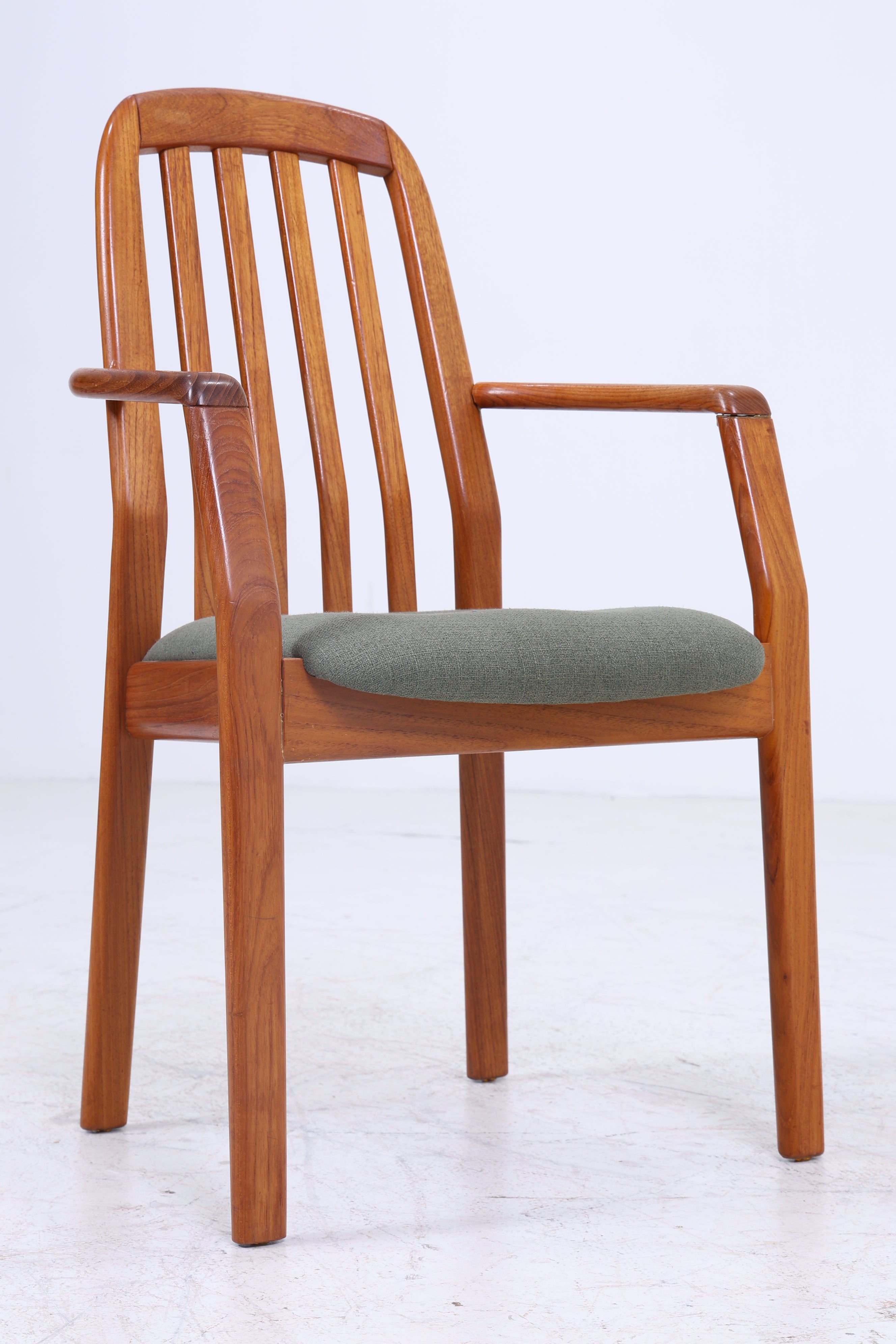 Vintage Teak Dyrlund Stuhl aus den 60ern| Mid Century Armlehnenstuhl 70er Jahre | Retro Küchenstuhl