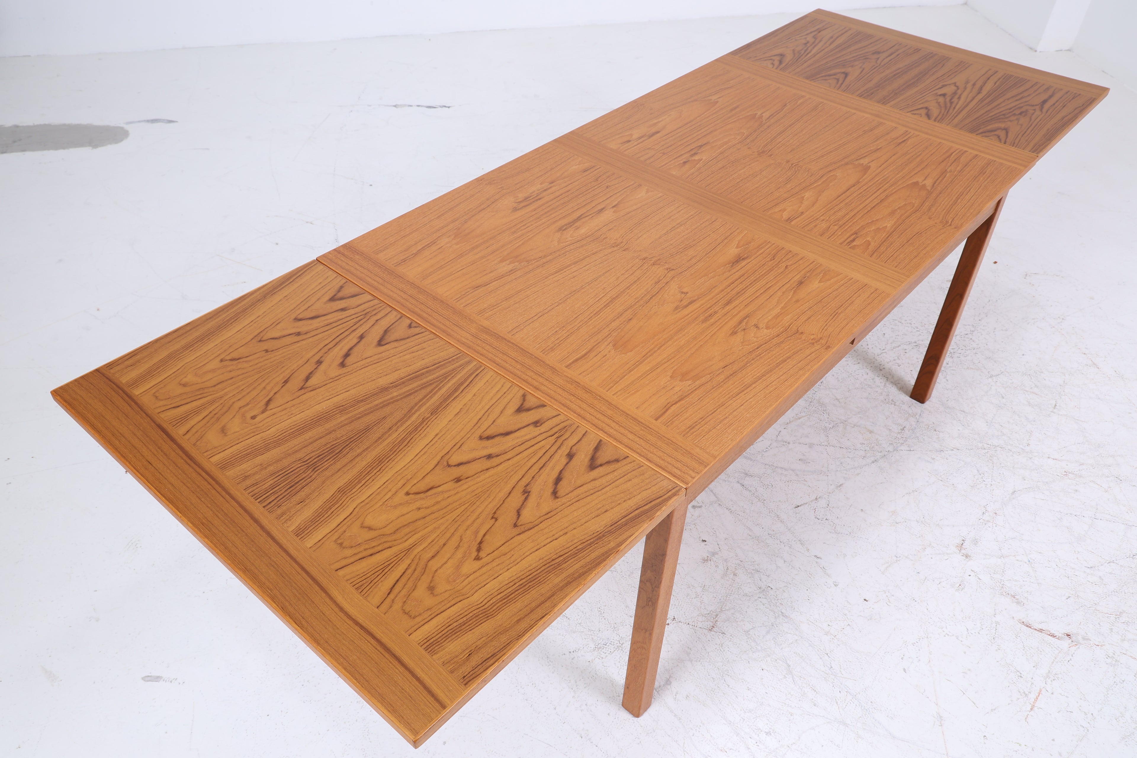 Seltener Mid-Century Teak Esstisch von Ansager Møbler | Ausziehbarer Refektoriums-Küchentisch 1960er