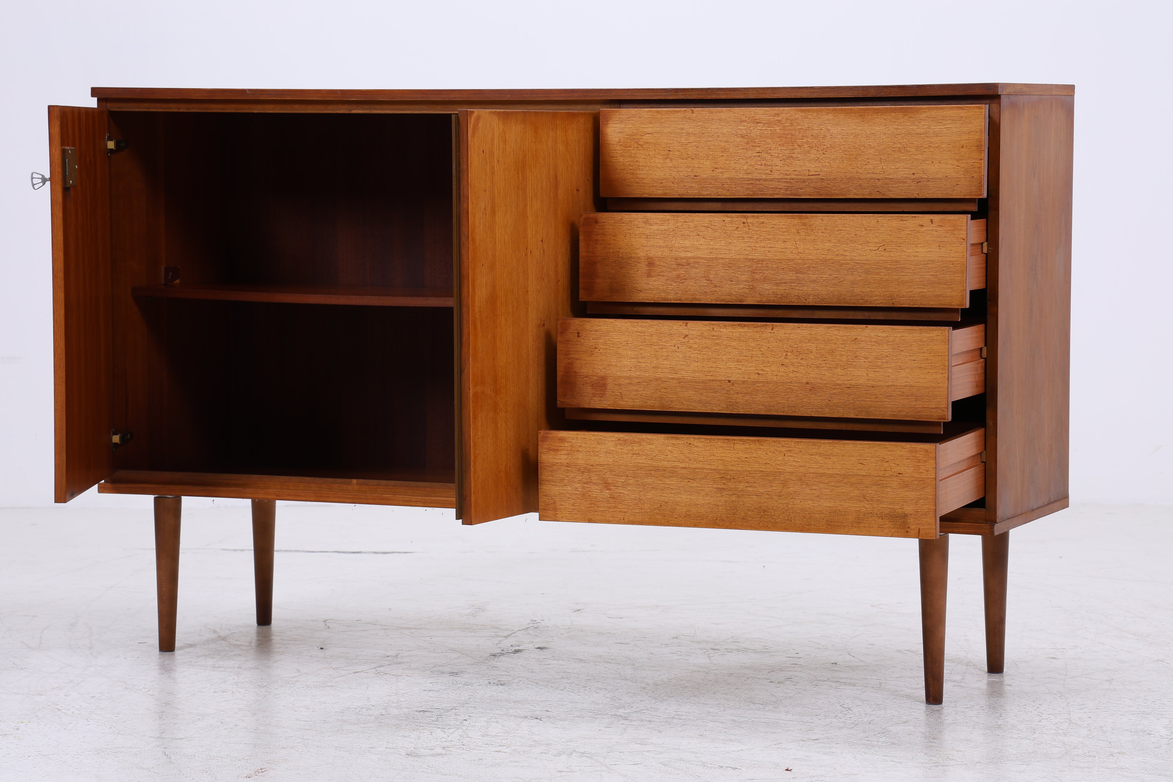 Vintage Sideboard | Mid Century Kommode | Nussbaum Anrichte 60er Jahre