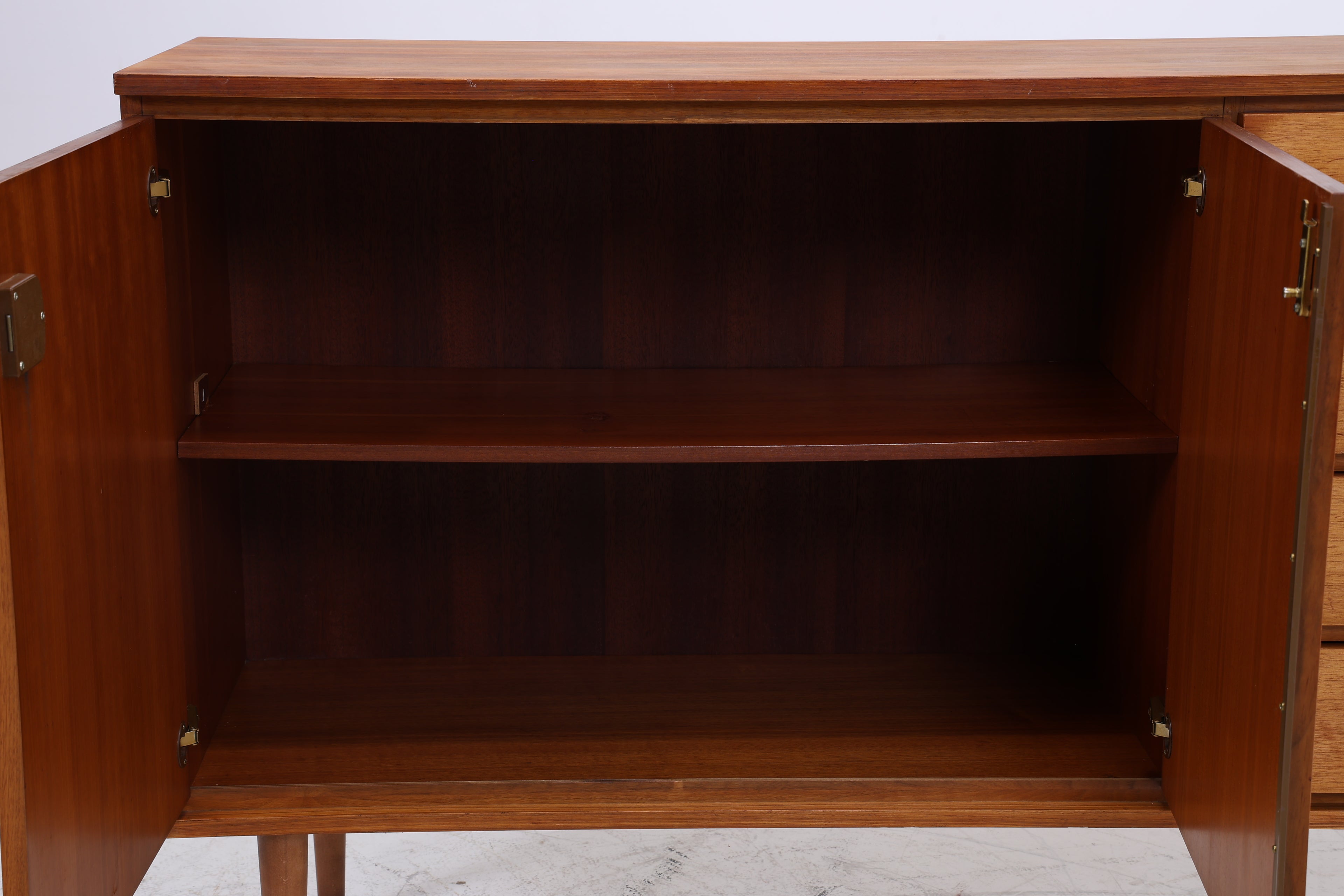 Vintage Sideboard | Mid Century Kommode | Nussbaum Anrichte 60er Jahre