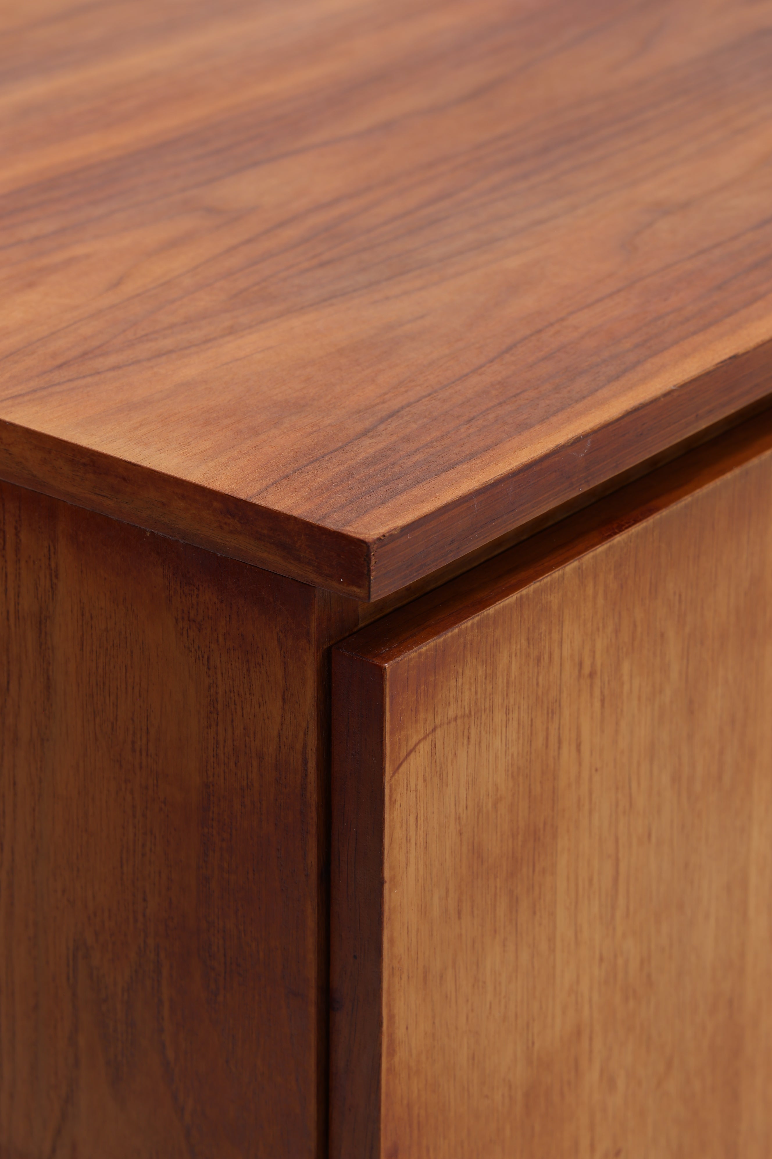 Vintage Sideboard | Mid Century Kommode | Nussbaum Anrichte 60er Jahre