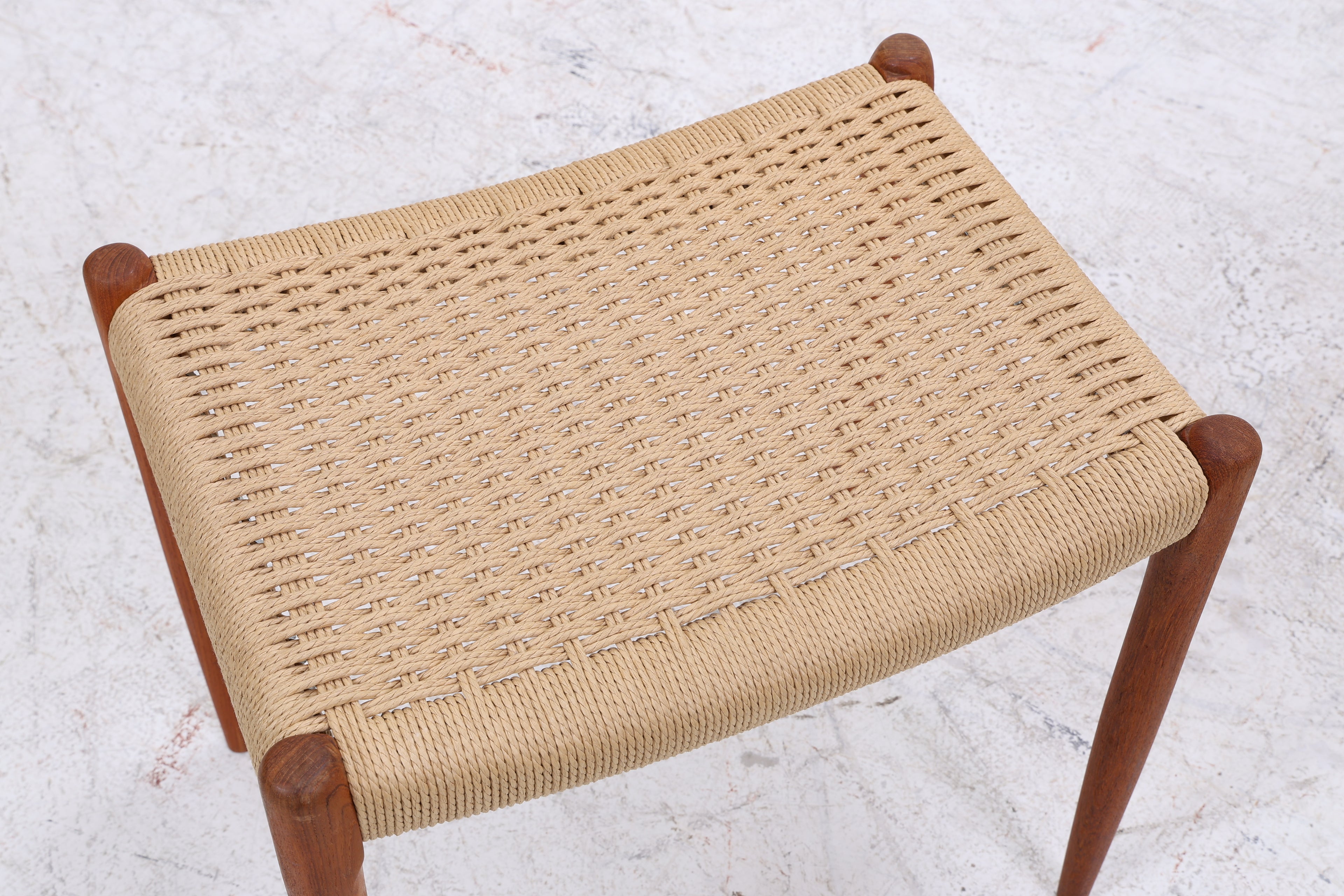 Niels Otto Møller Hocker | Modell 80A | Teak | Danish Design