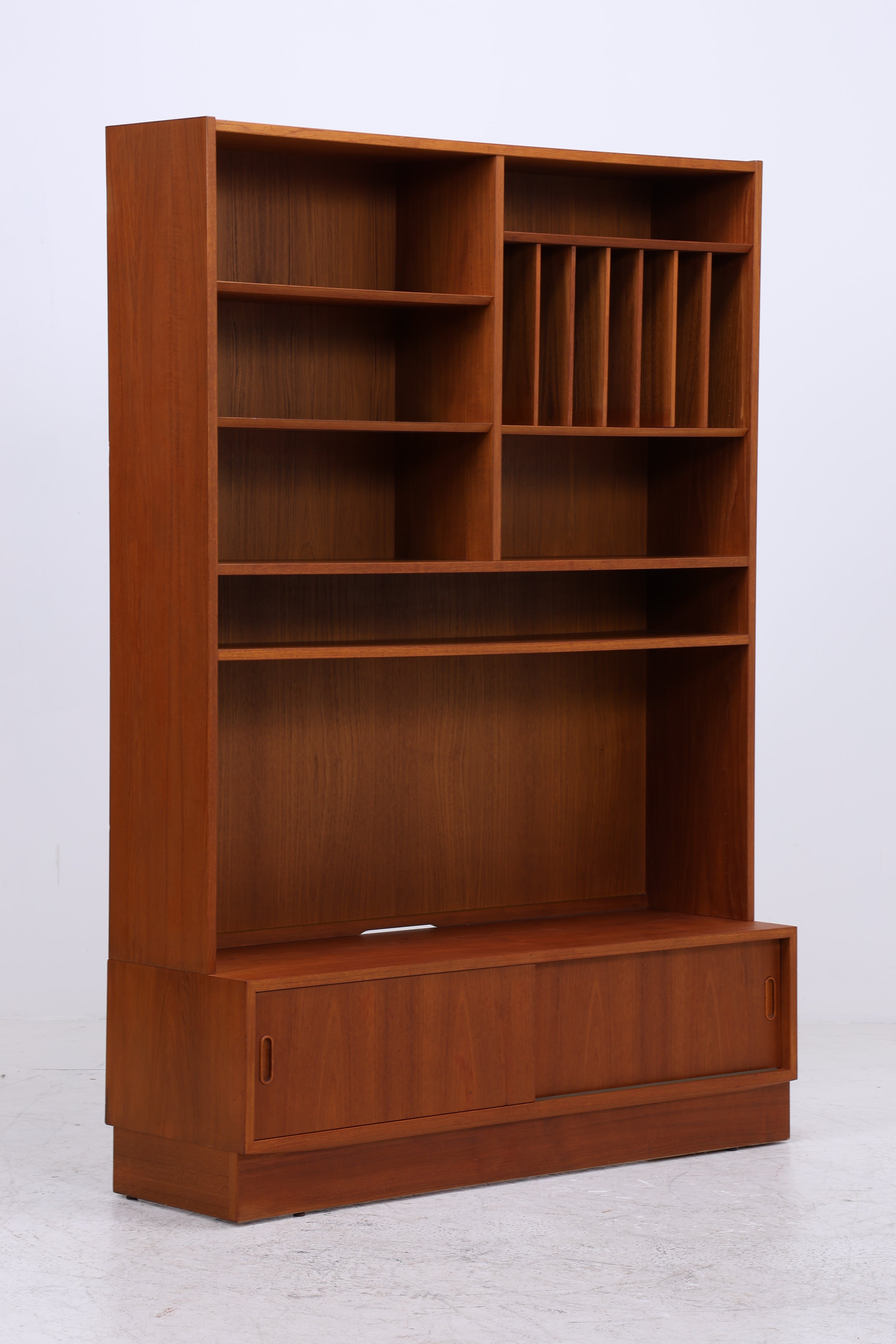 Poul Hundevad Teak Regalwand | Danish Design | Mid Century Schrank