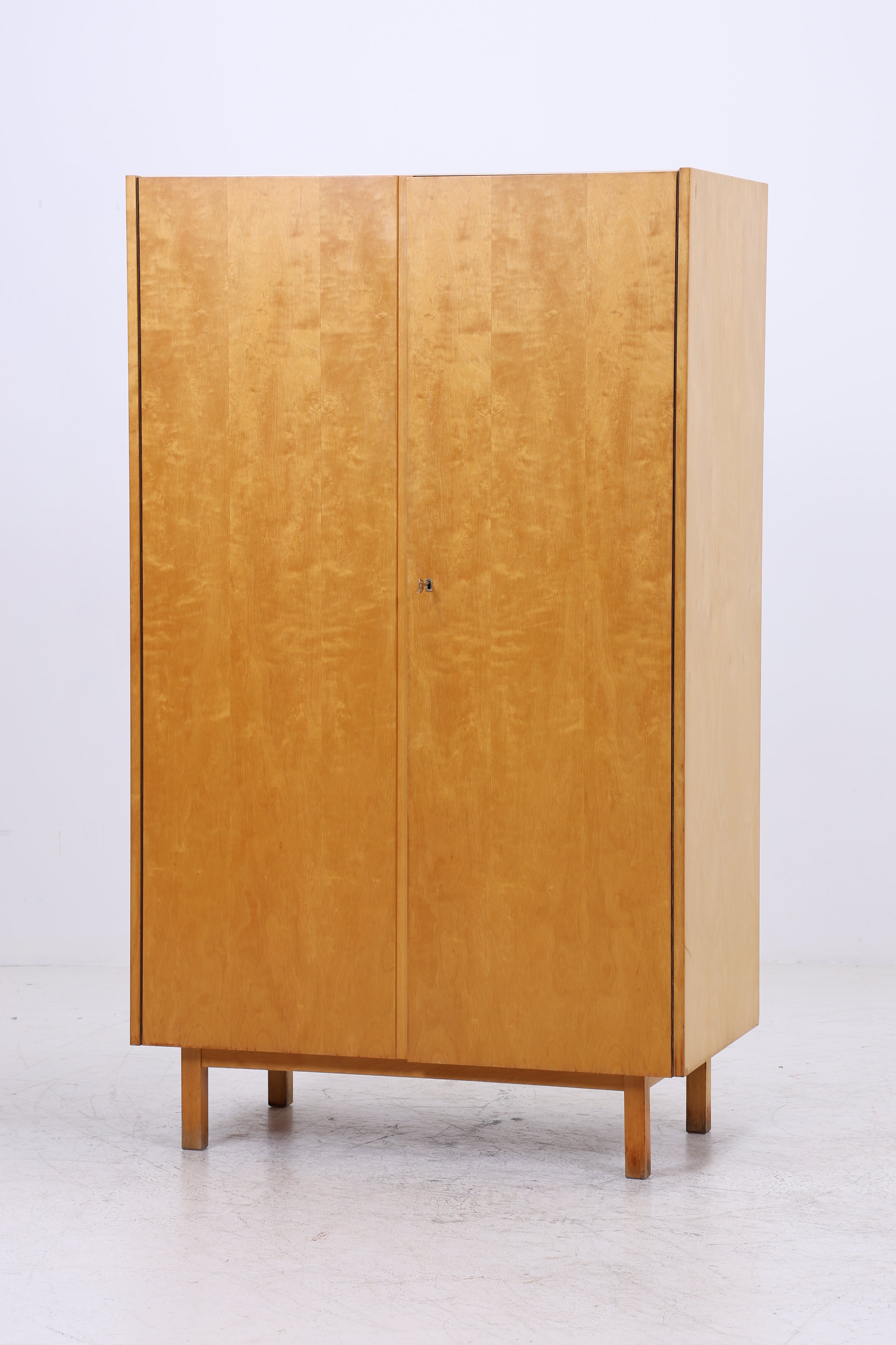 Vintage Hellerau Kleiderschrank | Mid Century Birke Wäscheschrank| DDR Design