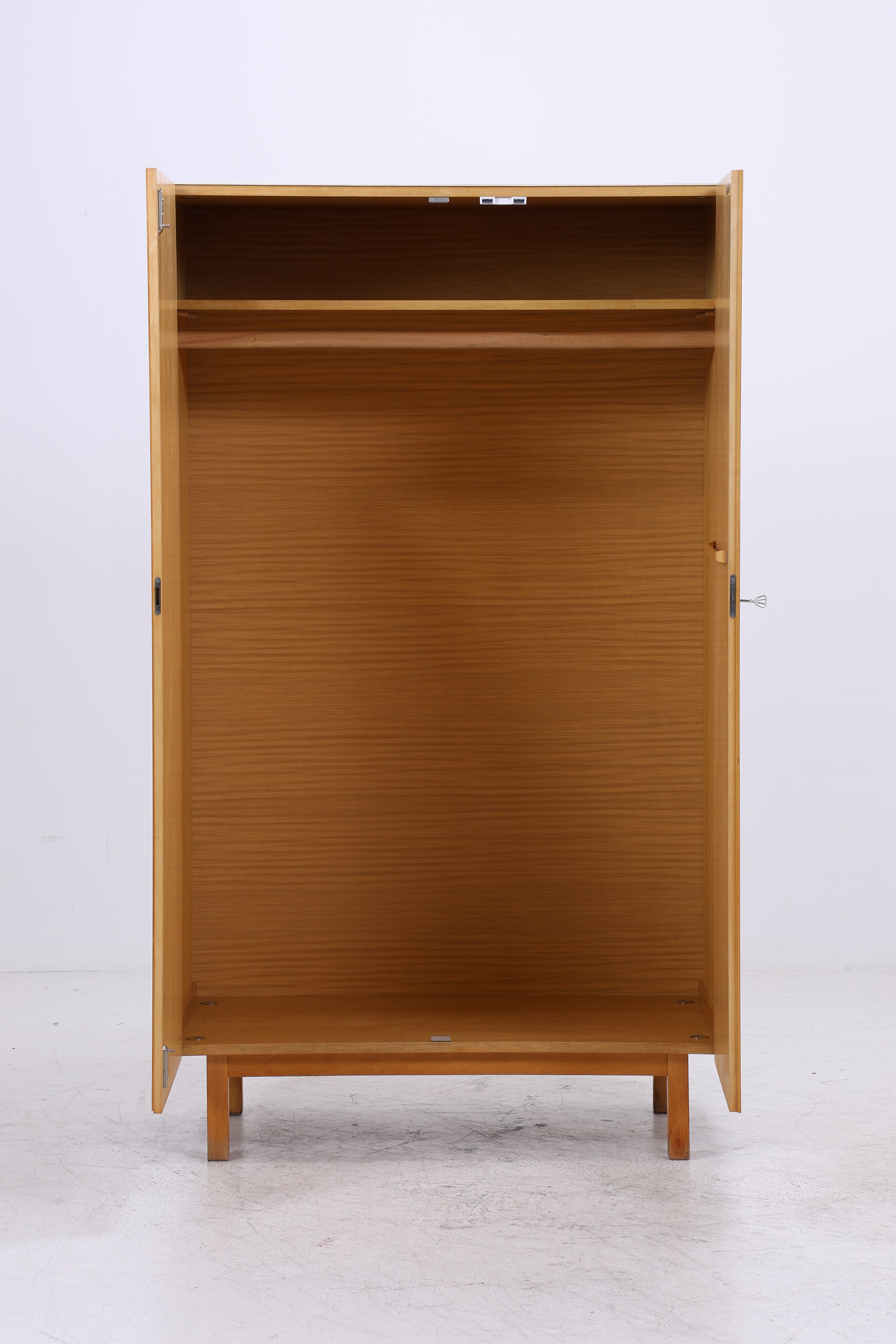 Vintage Hellerau Kleiderschrank | Mid Century Birke Wäscheschrank| DDR Design