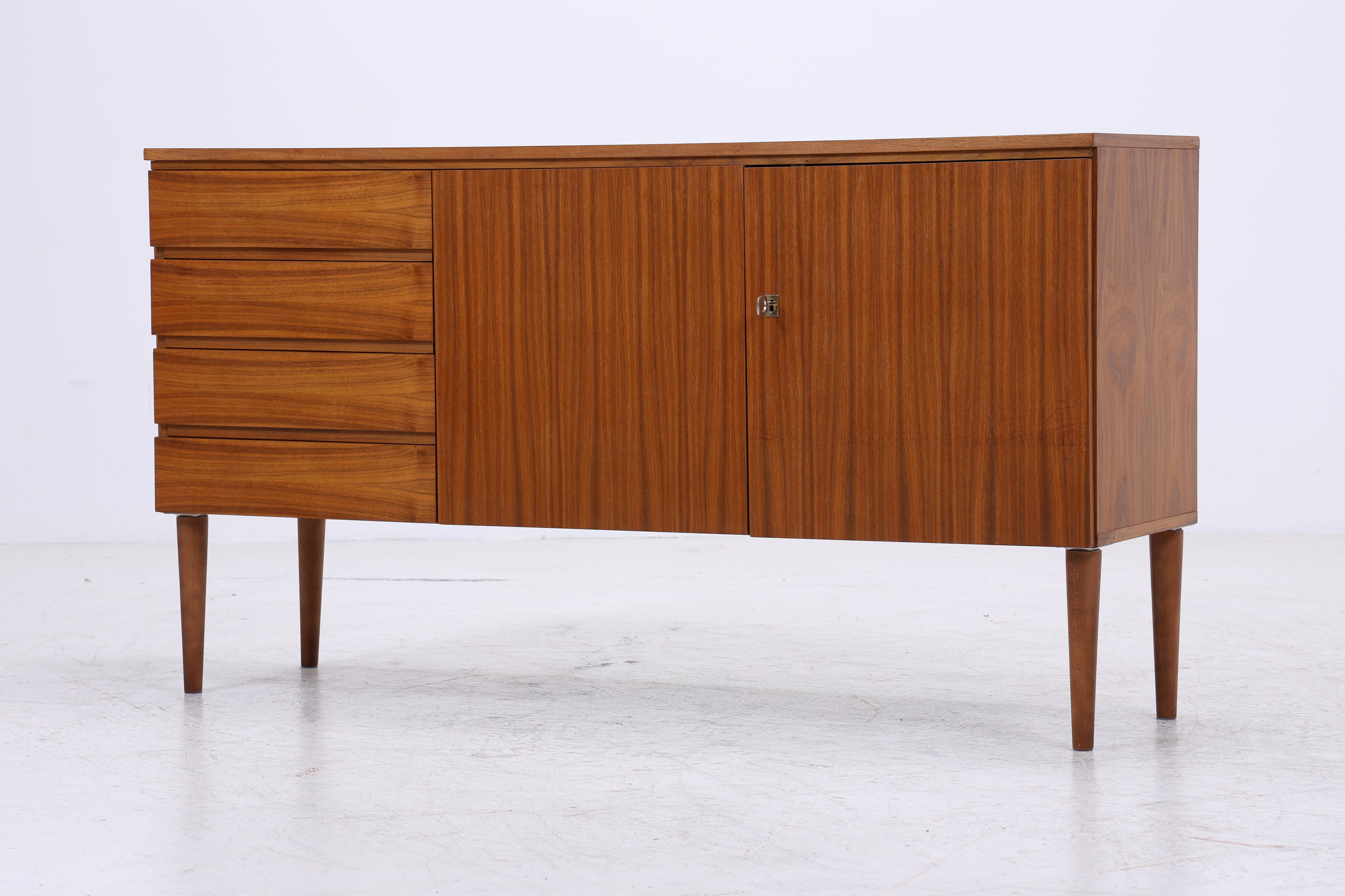 Vintage Nussbaum Sideboard | Mid Century Anrichte| 60er Jahre