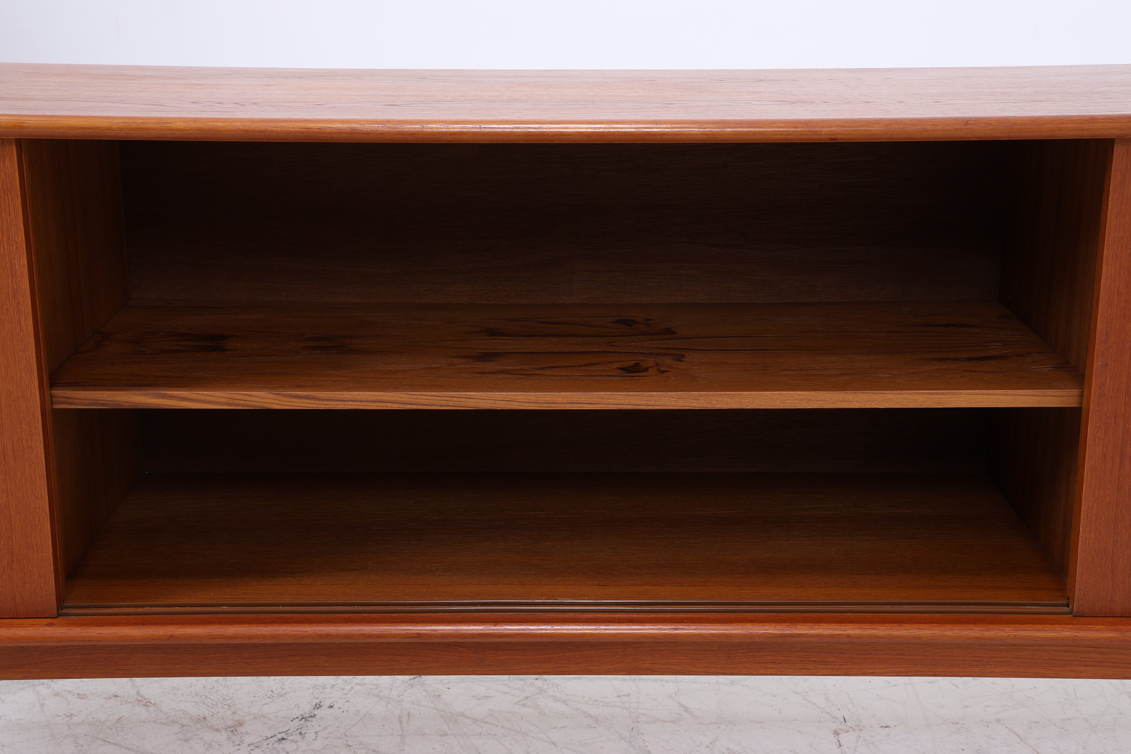 Vintage Teak Sideboard | Danish Design | Mid Century Anrichte