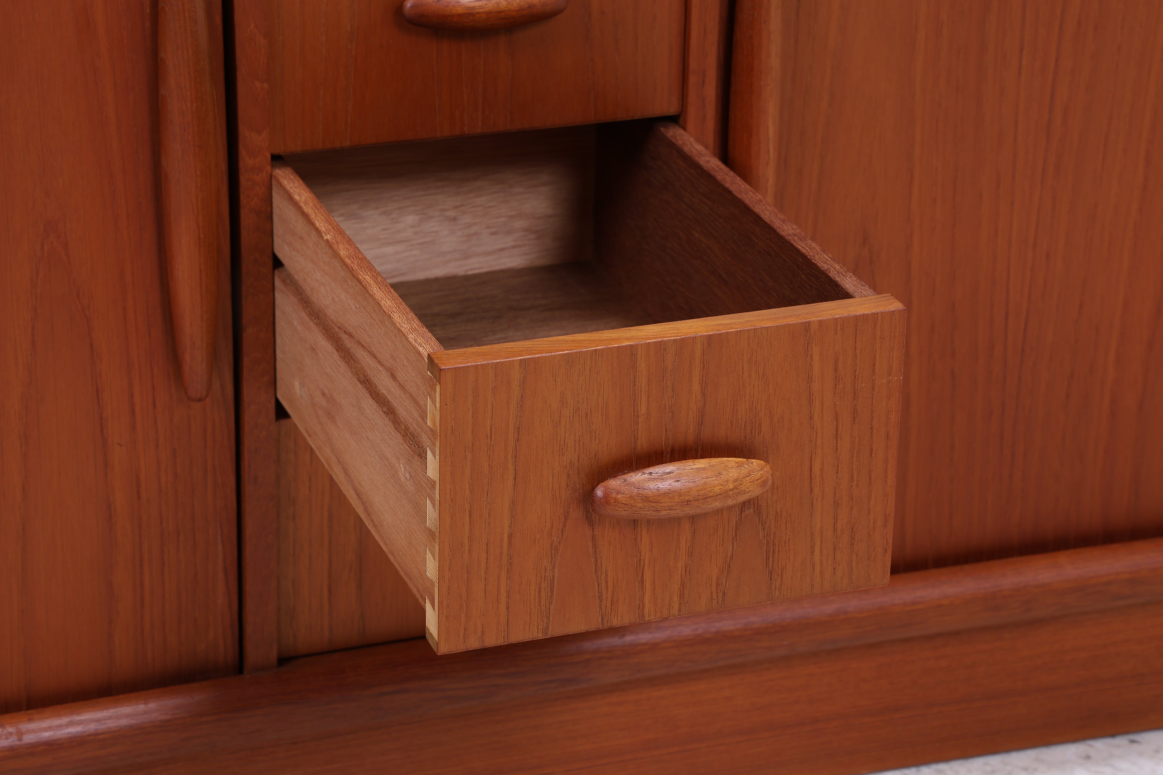 Vintage Teak Sideboard von Dyrlund | Danish Design | Mid Century Anrichte