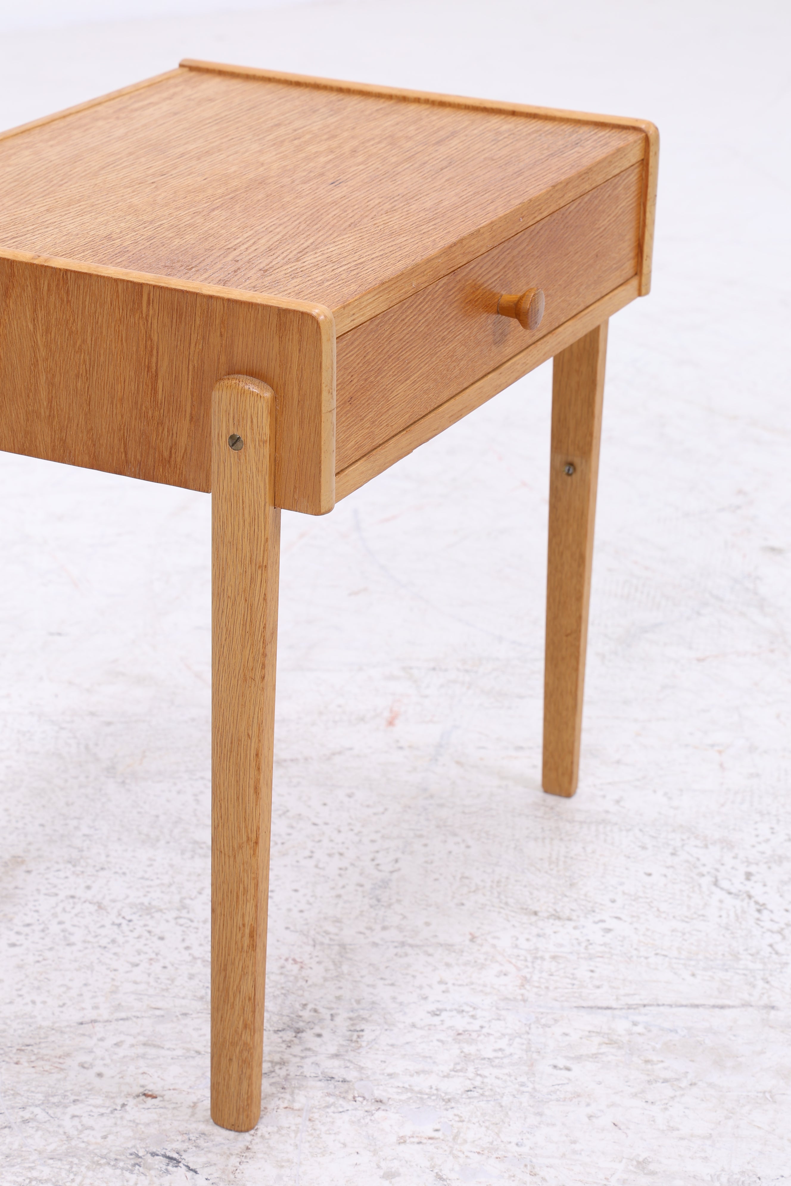 Vintage Nachttisch | Eiche Nachtschrank | Mid Century Beistelltisch