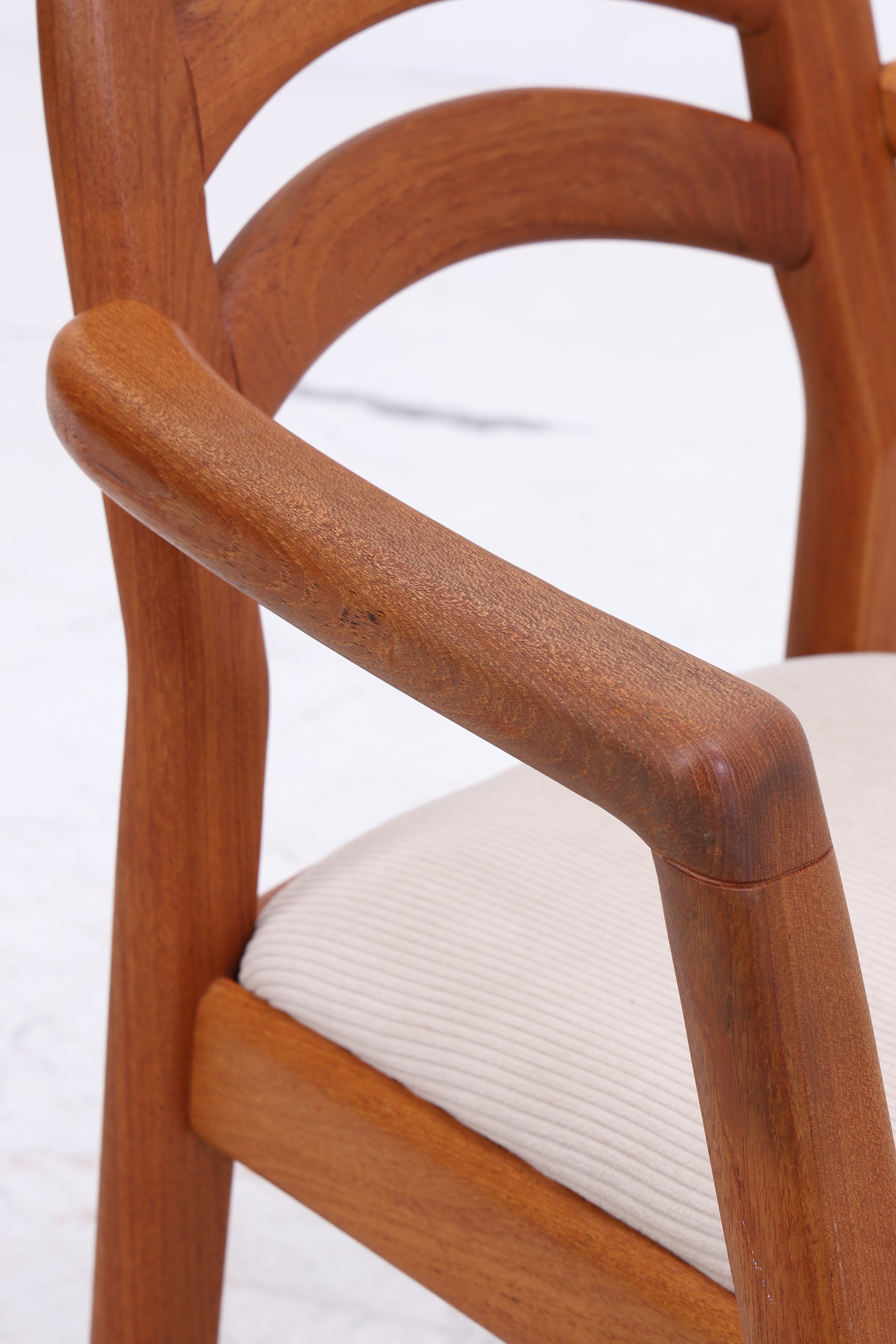 Dyrlund 1591A Armlehnstuhl | Teak Stuhl | Danish Design
