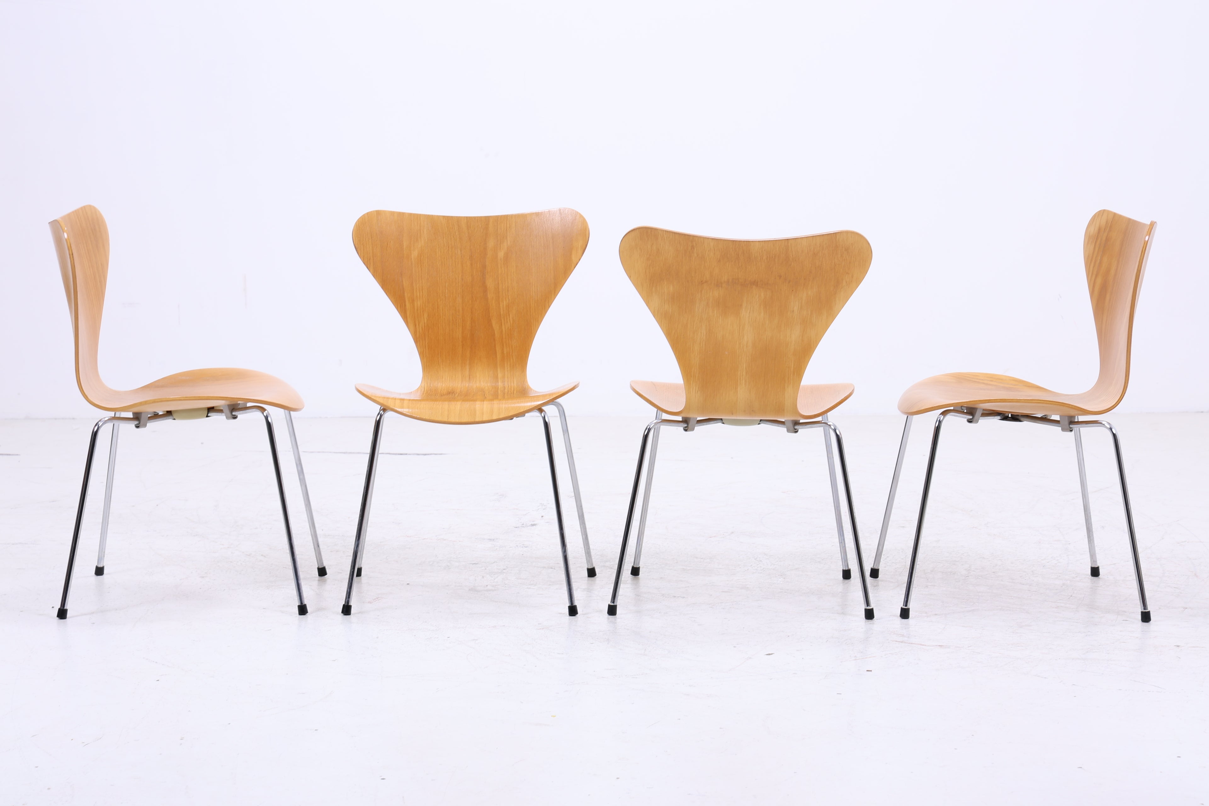Fritz Hansen Serie 7 Stühle | 4er Set | Arne Jacobsen