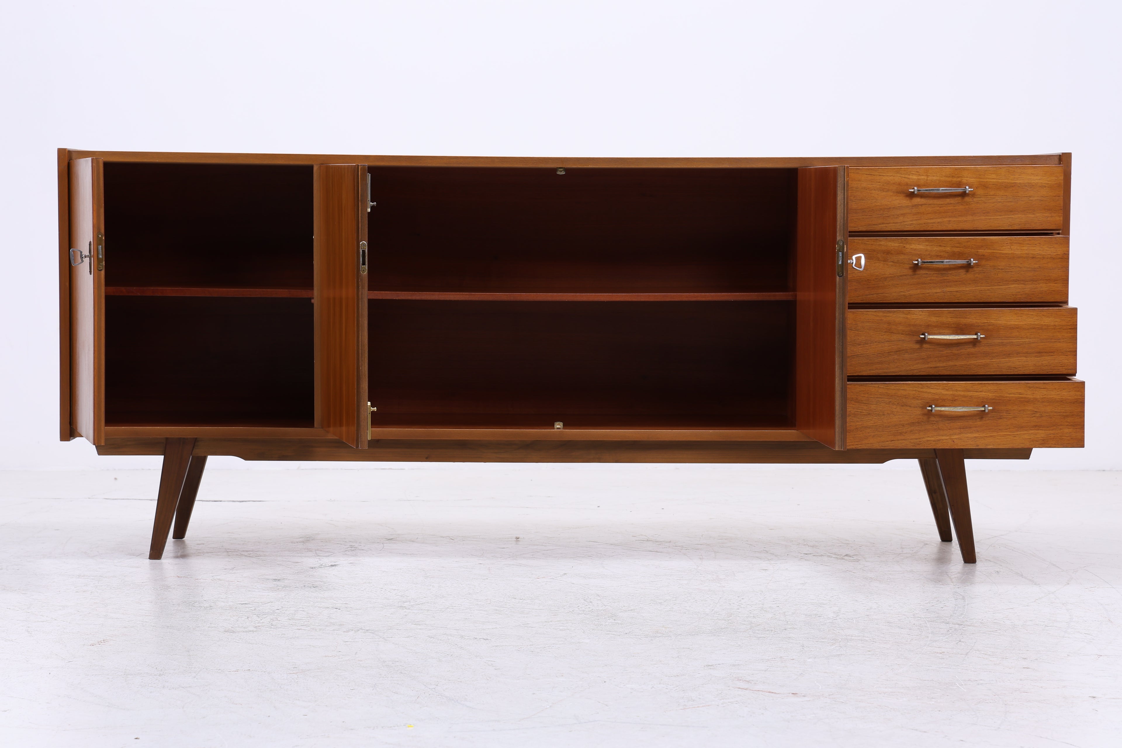 Vintage Nussbaum Sideboard | Mid Century Anrichte | 60er Jahre