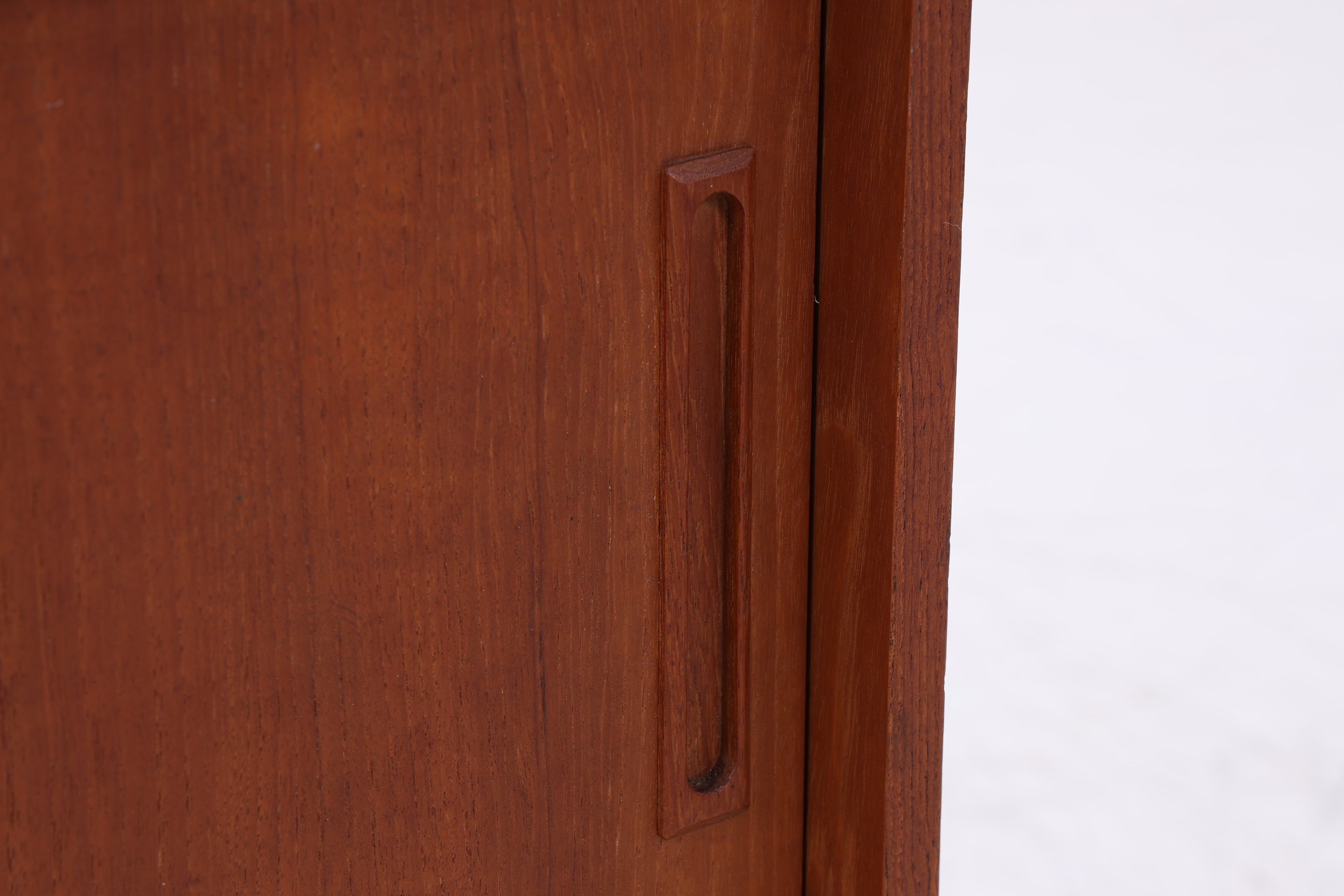 Vintage Teak Kommode | Mid Century | Schiebetüren | 60er Jahre