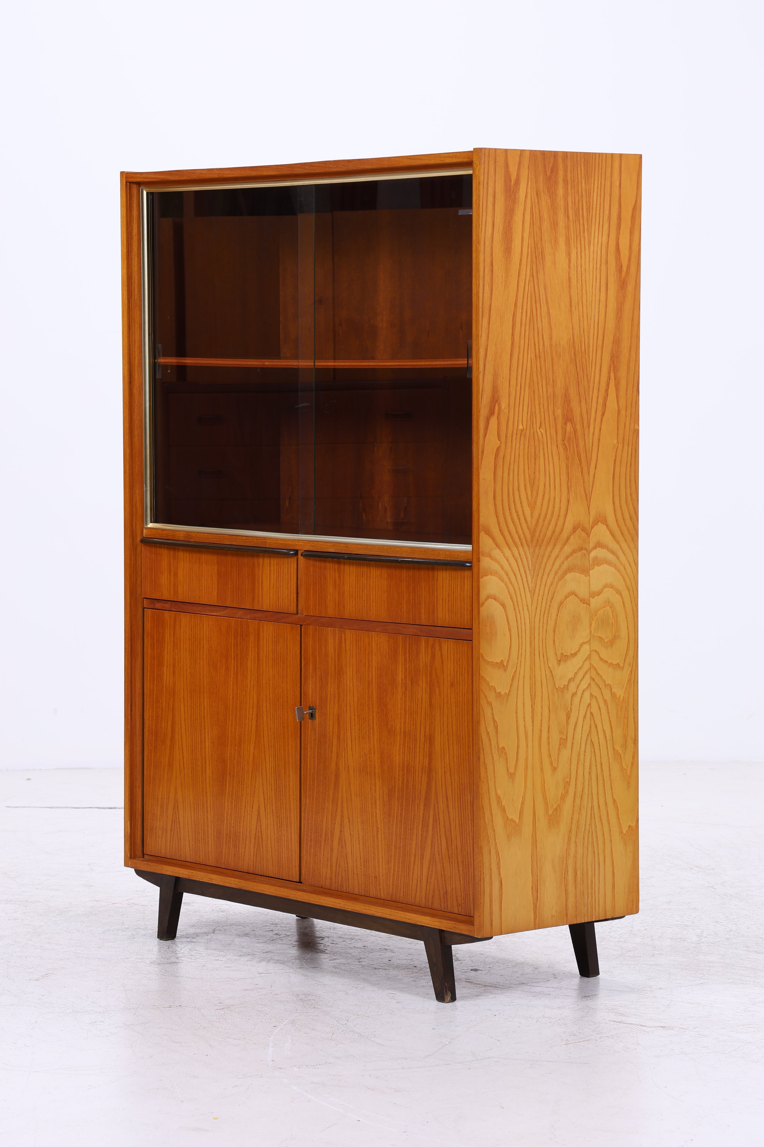 Vintage Vitrine | Mid Century | Glasschiebetüren | 60er Jahre