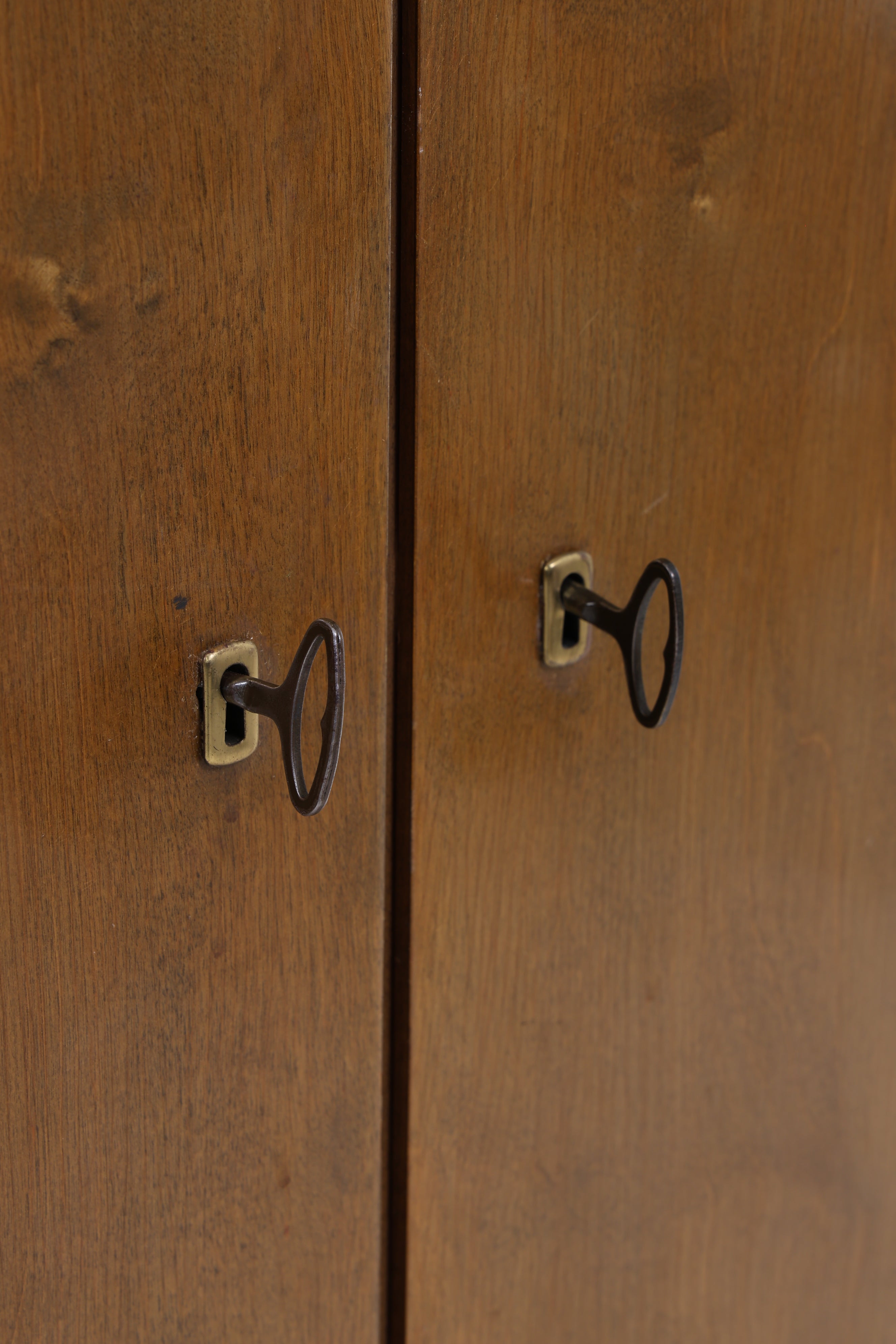 Vintage Wäscheschrank | Mid Century | 60er Jahre