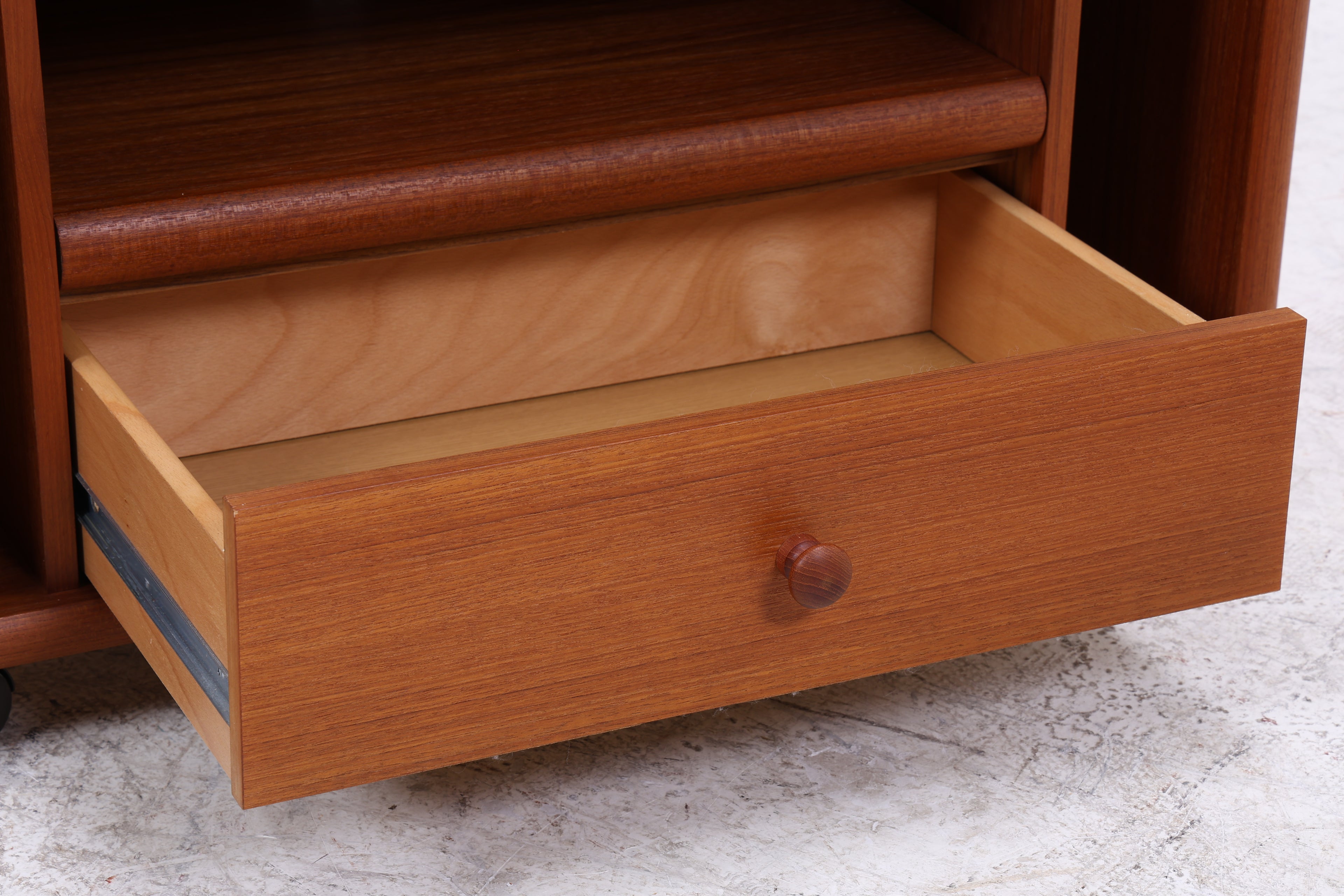 Vintage Teak Phonoschrank | Rollkommode | HiFi Möbel | 70er Jahre