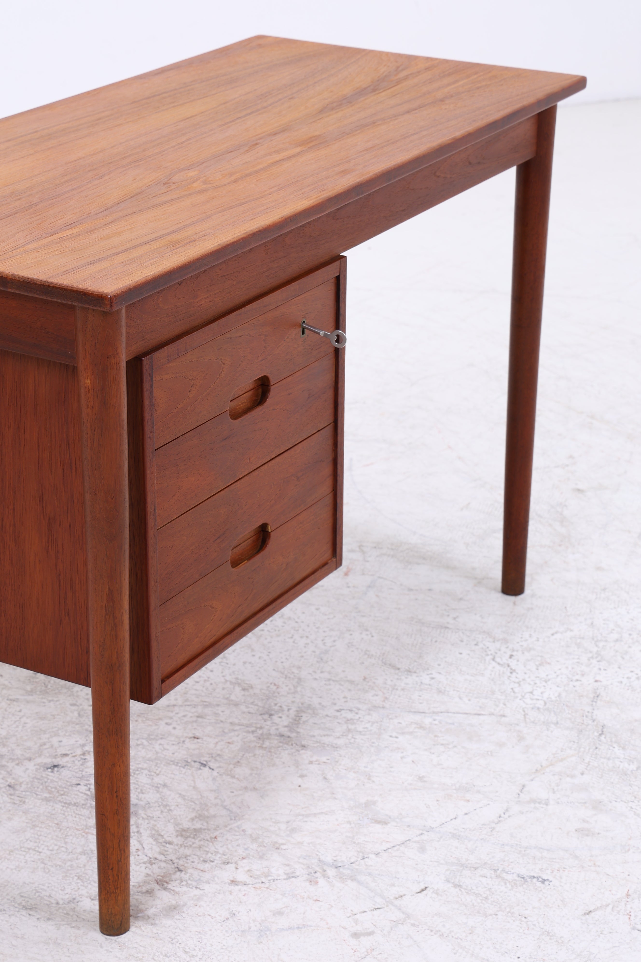 Vintage Teak Schreibtisch | Danish Design | Mid Century