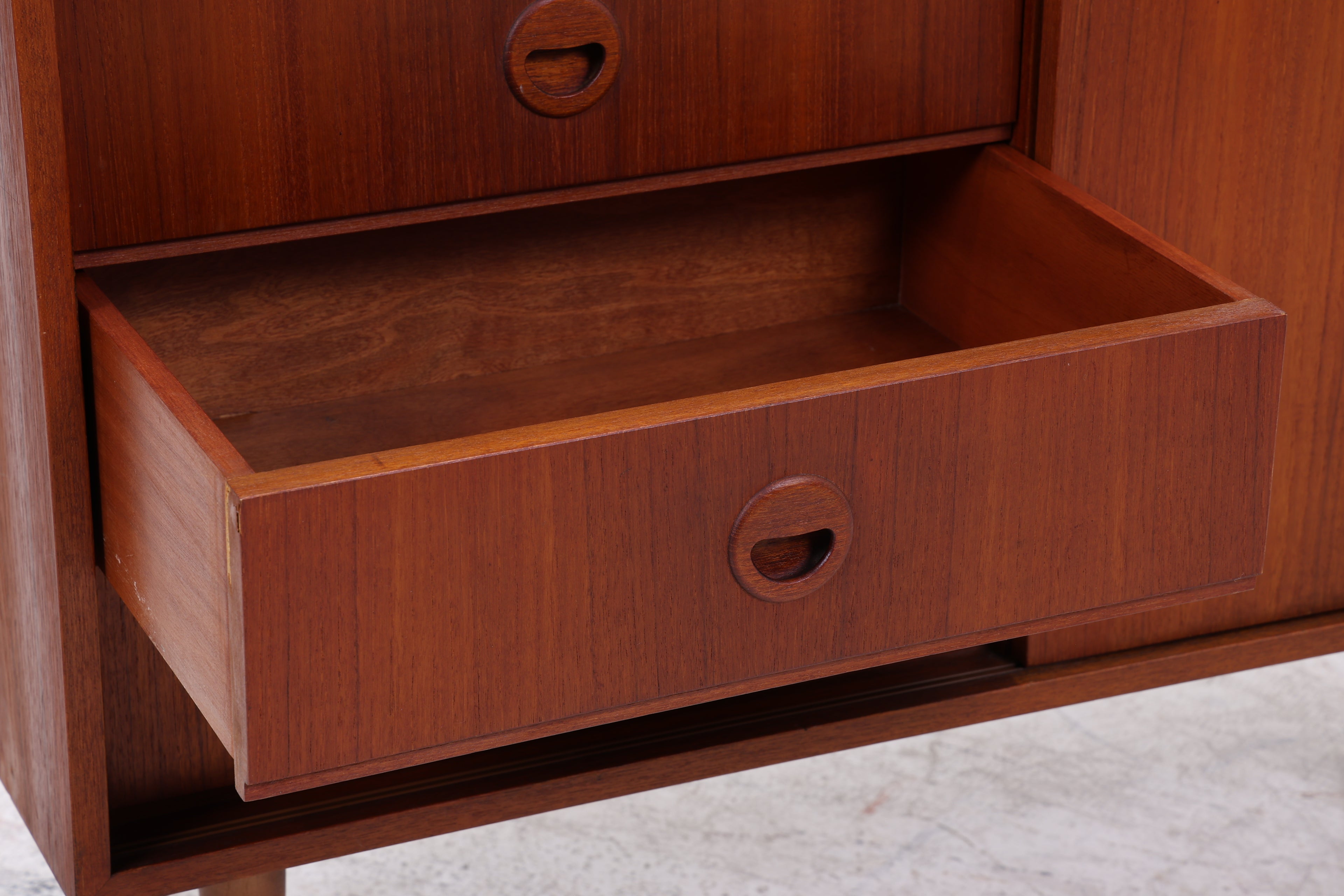 Musterring Teak Kommode | Vintage Schrank | Schiebetür & Schubladen