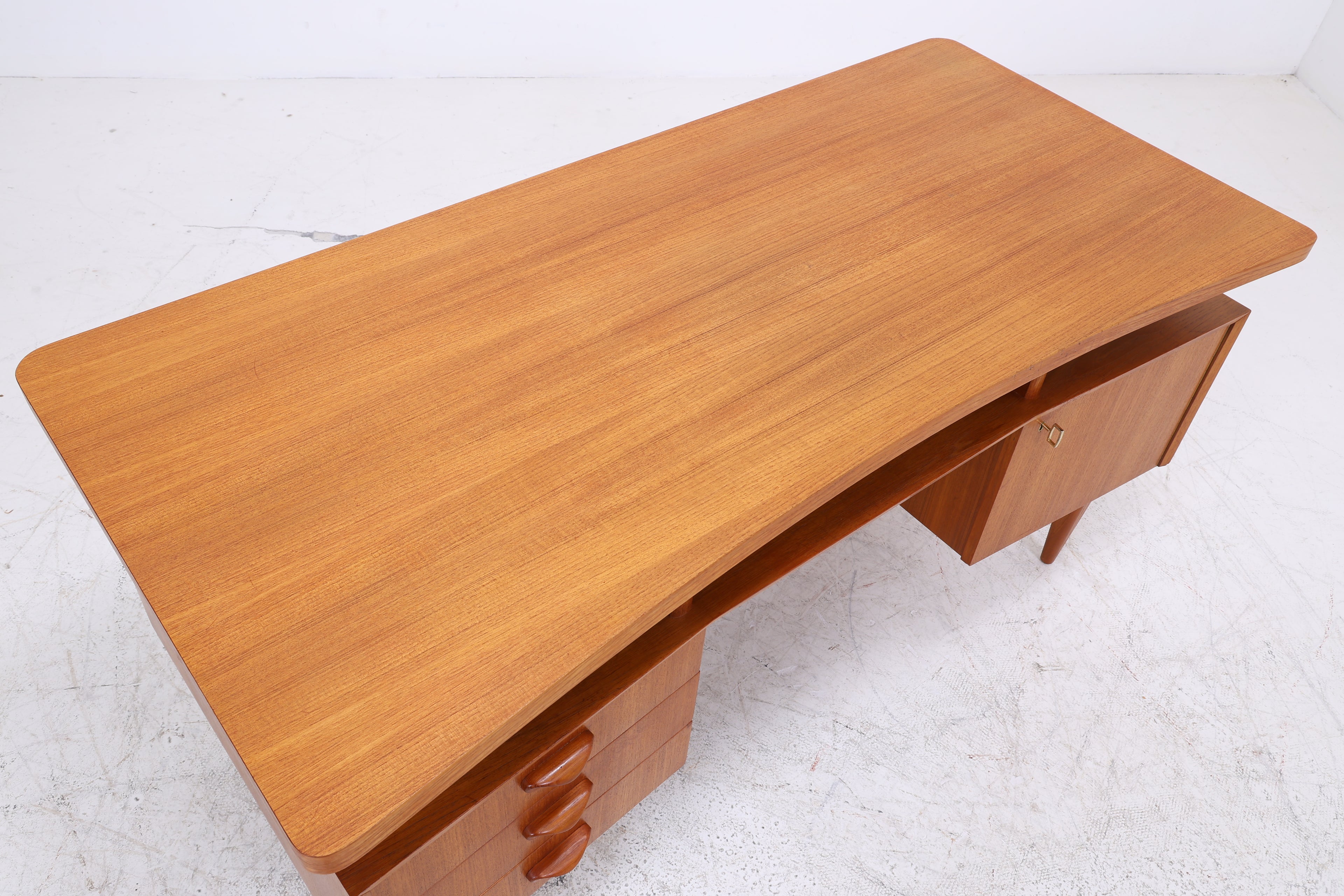 Vintage Schreibtisch | Mid Century | Danish Design Stil