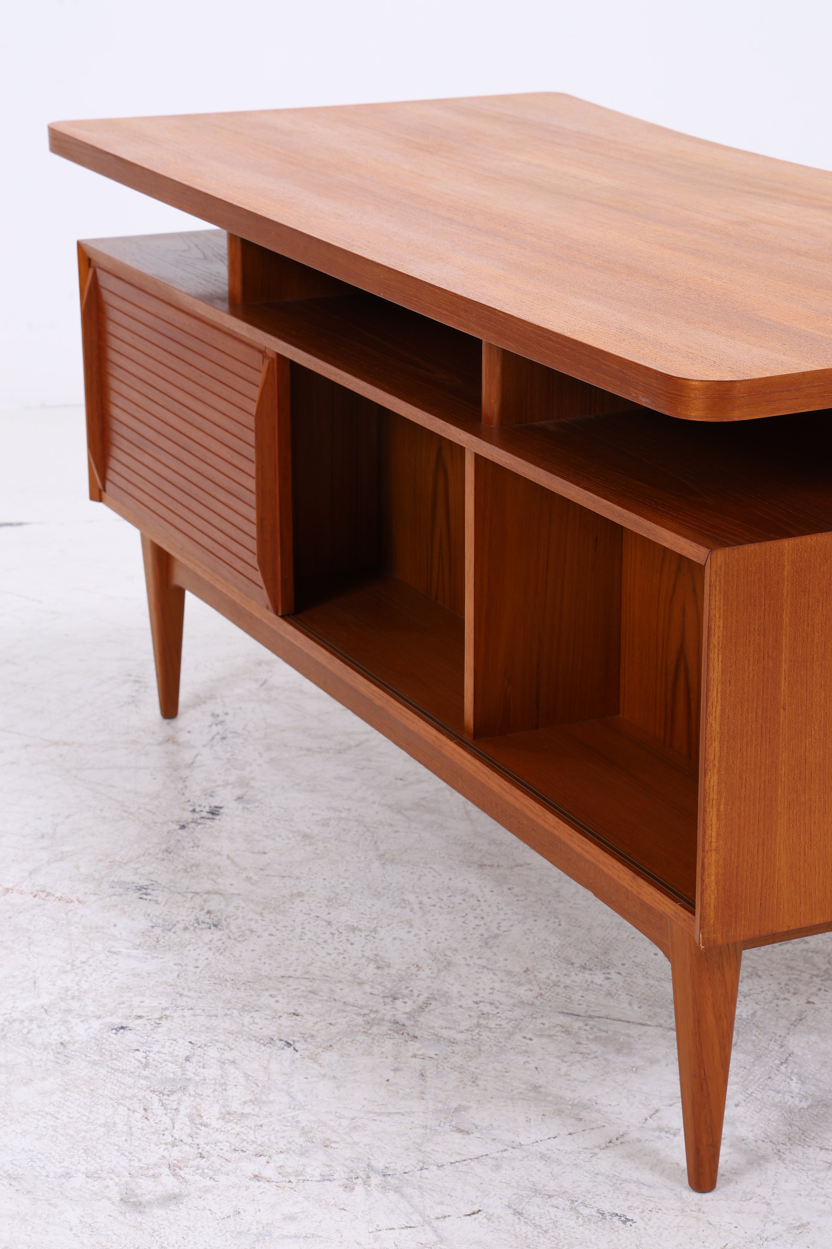 Vintage Schreibtisch | Mid Century | Danish Design Stil