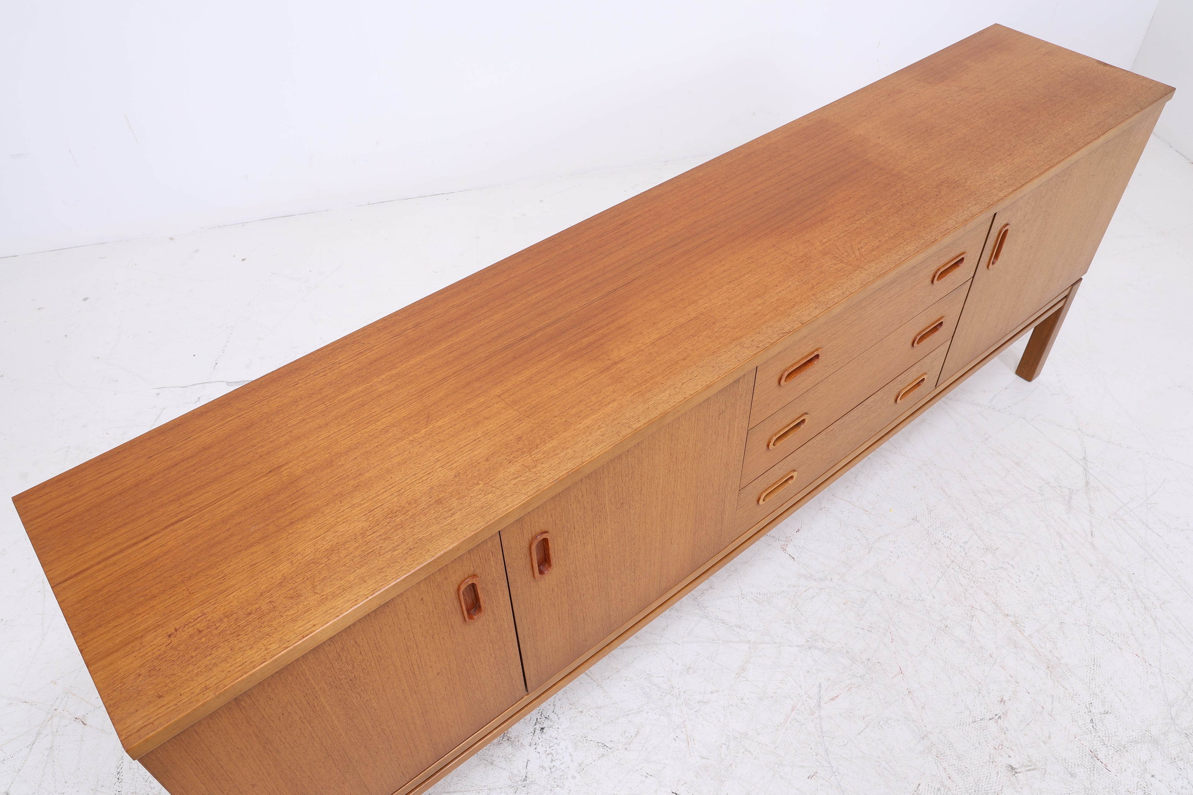 Palette Sideboard | Vintage Teak | Mid Century | 1960er
