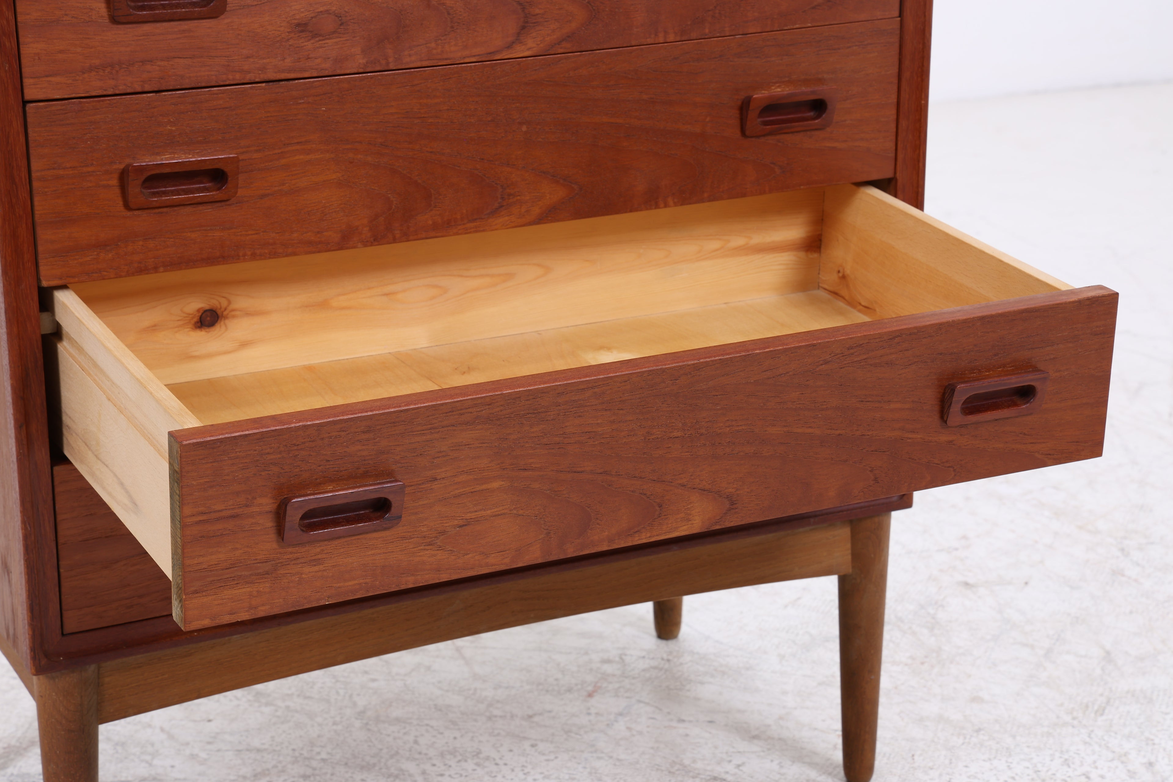 Vintage Teak Tallboy | Mid Century Kommode | 7 Schubladen