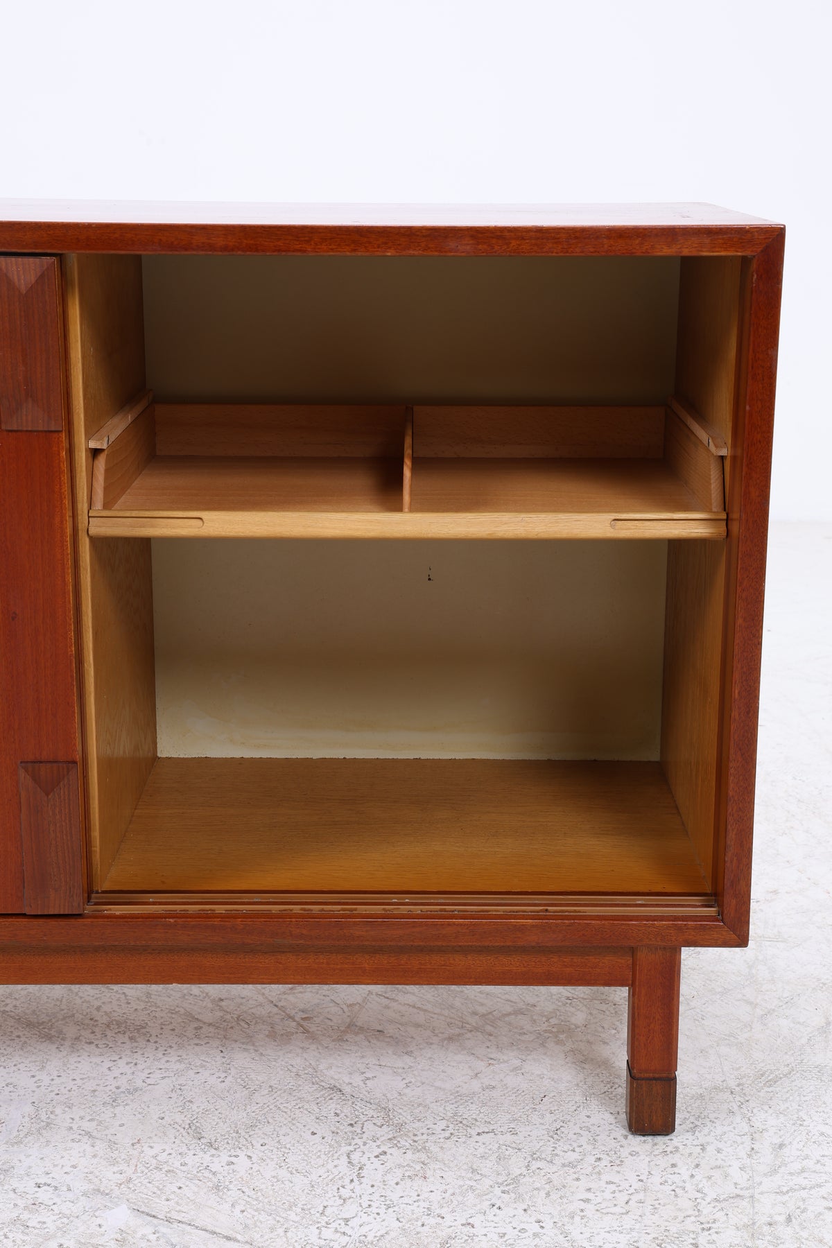 Vintage Mahagoni Kommode | 2 Schiebetüren | Mid Century