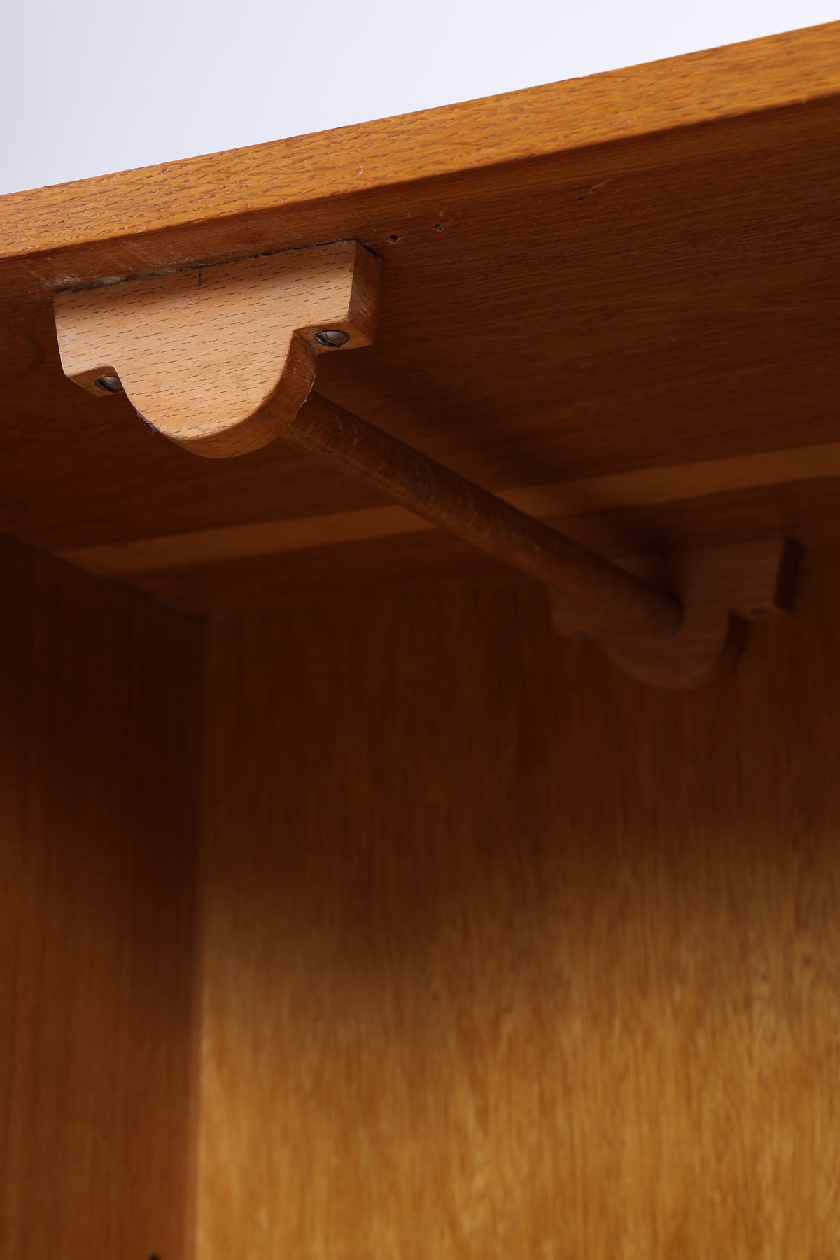 Vintage Kleiderschrank | 2 Türen | Mid Century | Garderobenschrank