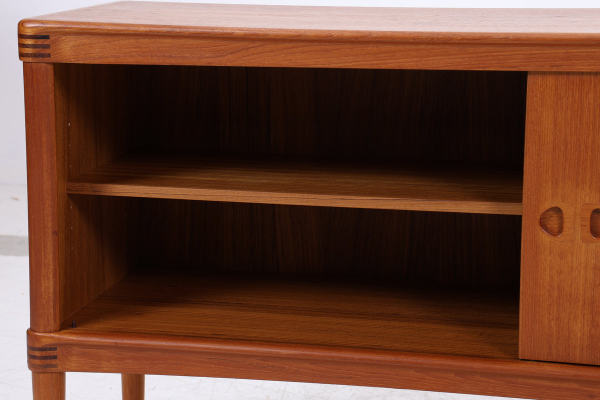 Henry W. Klein Sideboard | Bramin | Teak | 2 Türen | 4 Schubladen