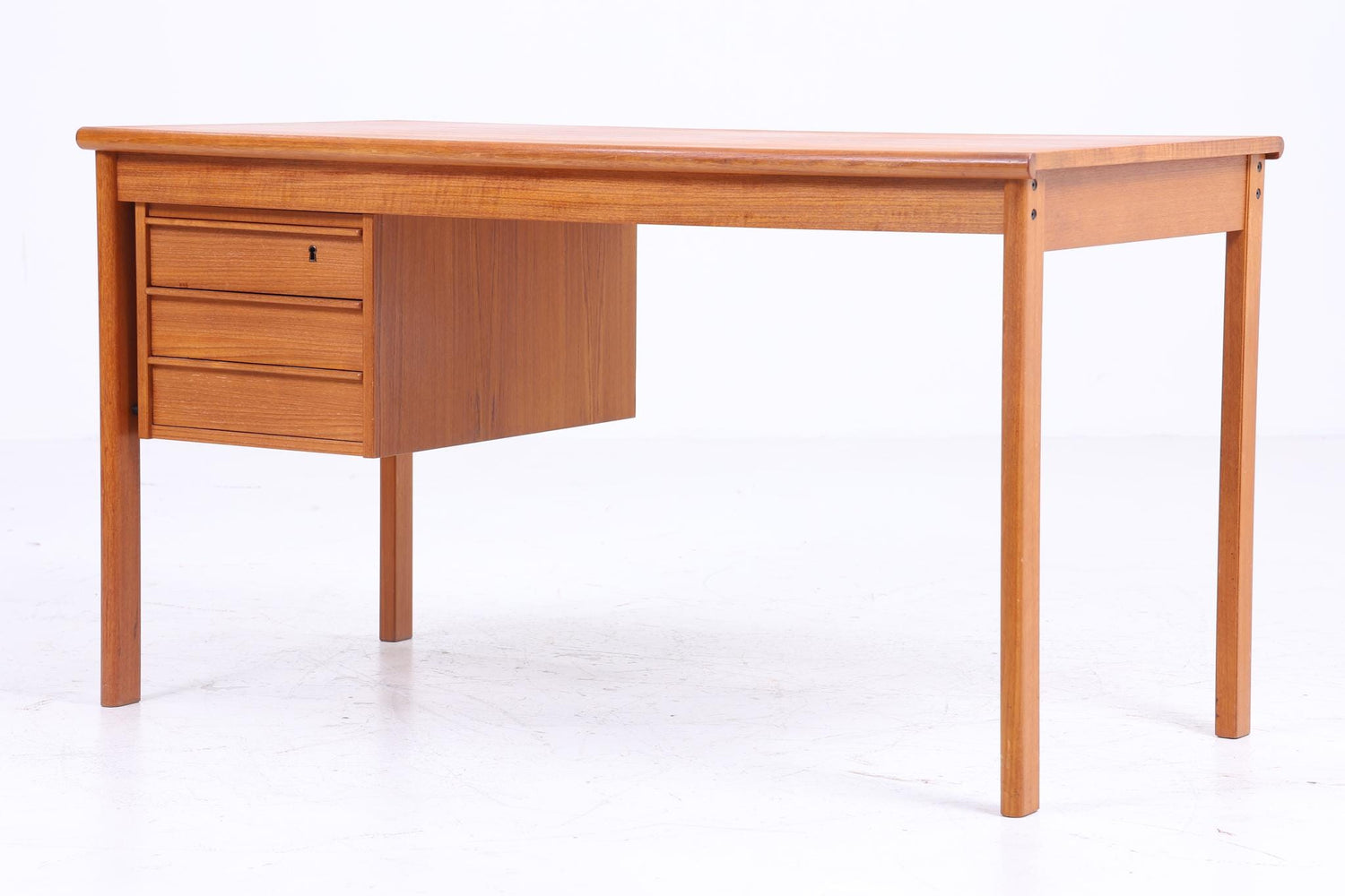 Teak Schreibtisch designed by Peter Lovig Nielsen | Mid Century Schubladen Vintage Arbeitstisch Bürotisch Tisch Retro Holz