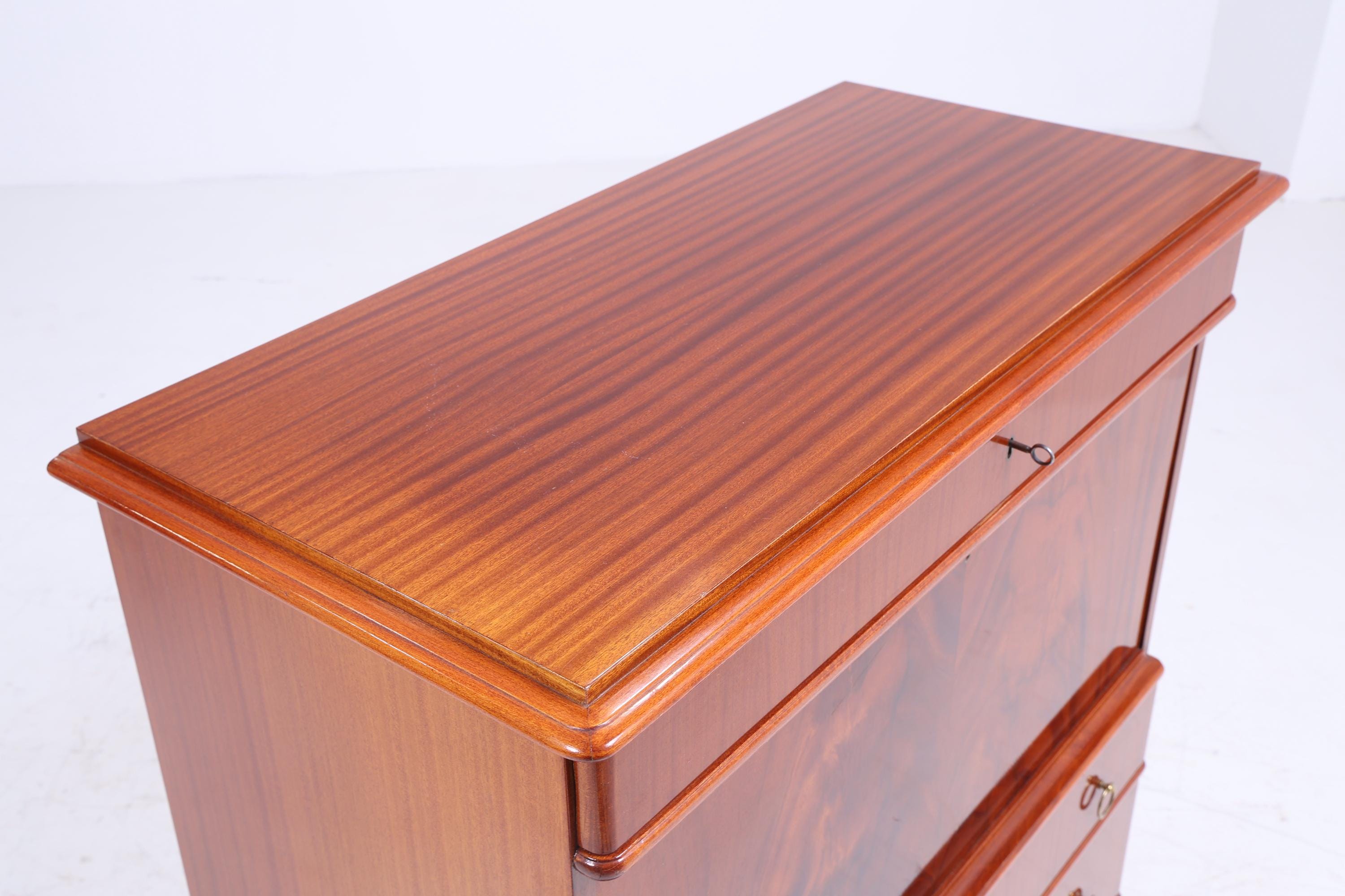 Vintage Sekretär aus Schweden | 1940er Schreibtisch Schrank | Mahagoni Highboard mit Messinggriffen | Nordic Design Retro Möbel | Holz Sekretär