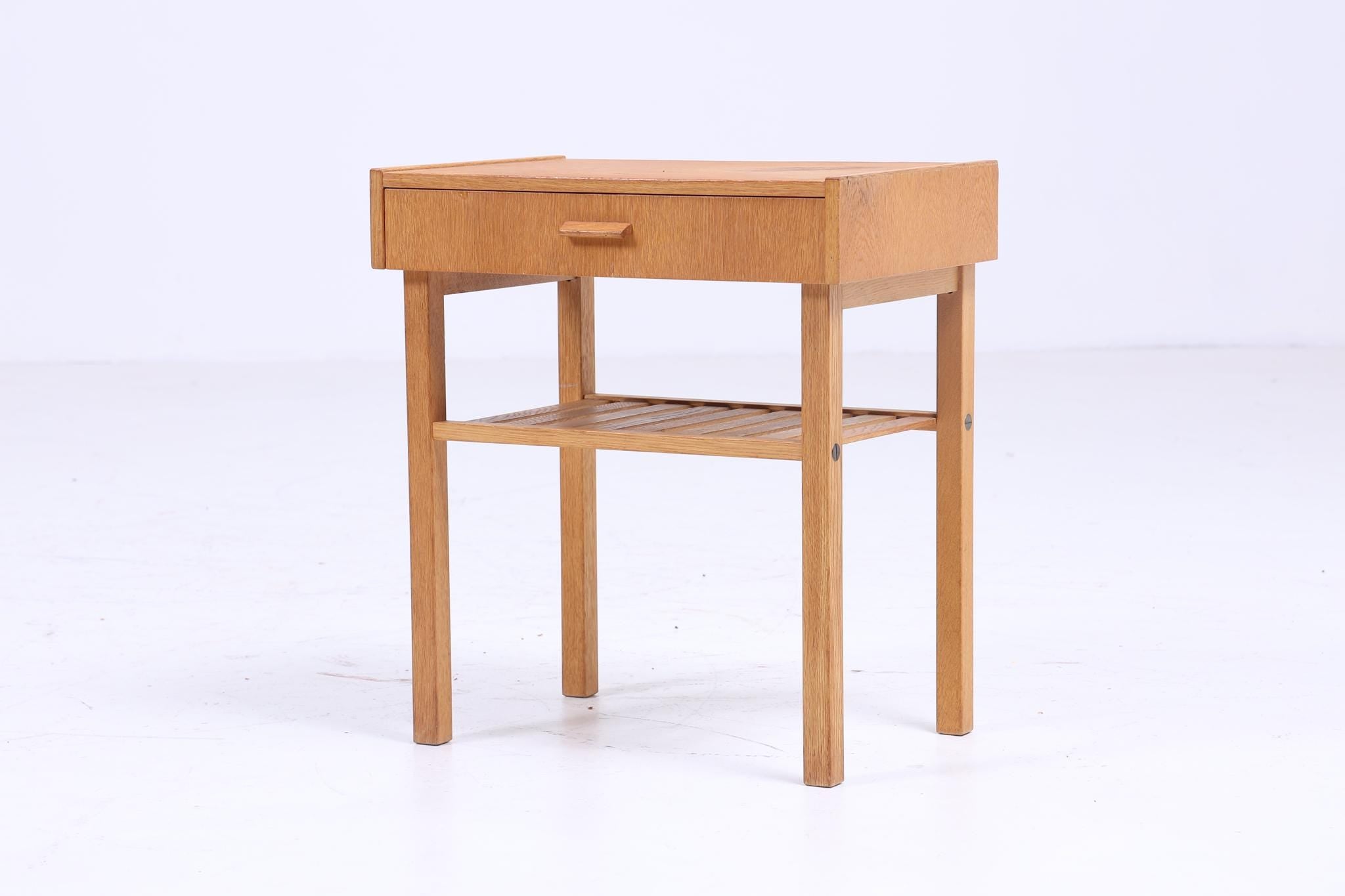 Scandinavian oak side table | Mid-century coffee table | Telephone table 1960s