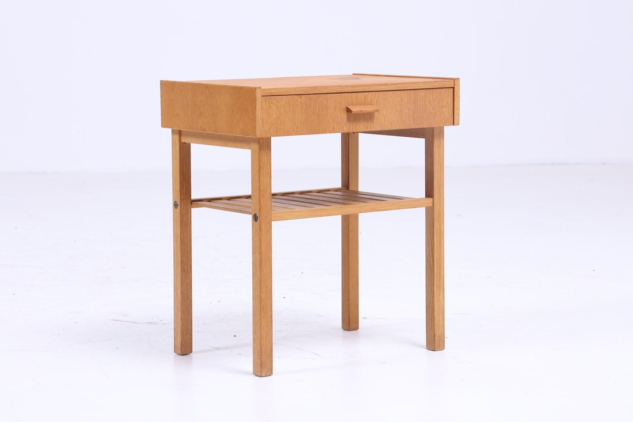 Scandinavian oak side table | Mid-century coffee table | Telephone table 1960s