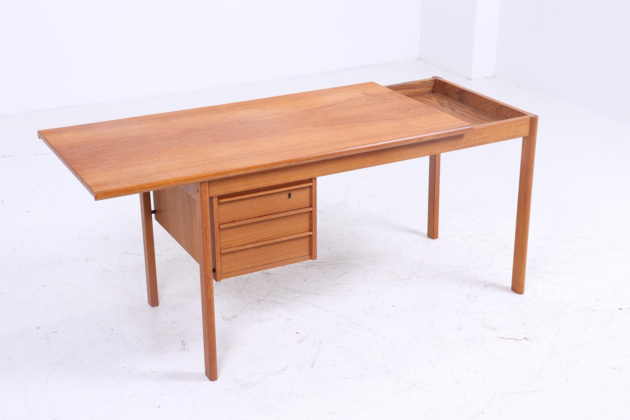 Teak Schreibtisch designed by Peter Lovig Nielsen | Mid Century Schubladen Vintage Arbeitstisch Bürotisch Tisch Retro Holz