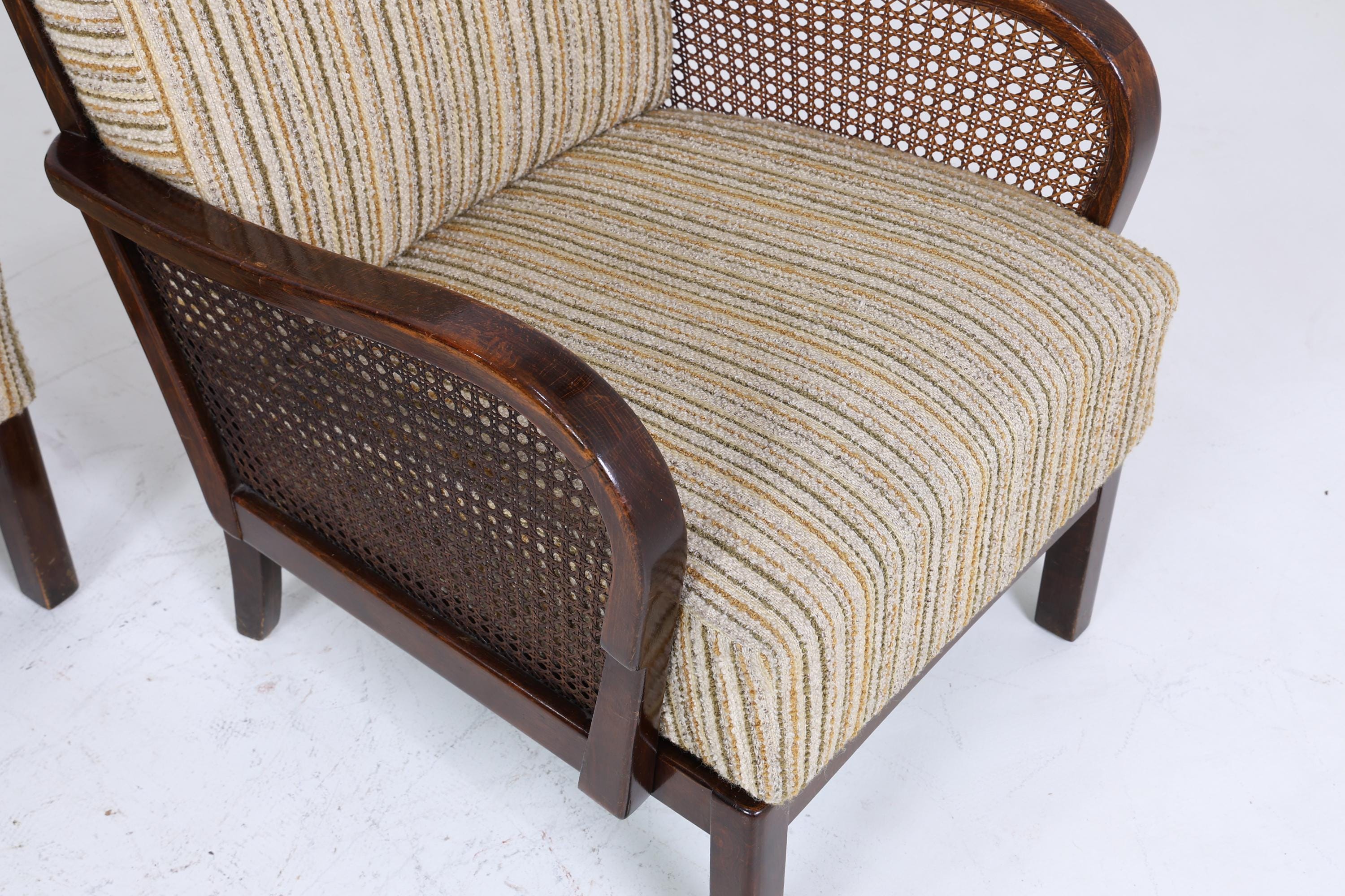 Eleganter Chippendale Sessel aus den 1930ern – Originalbezug, Wiener Geflecht & Federkern | Vintage Art Deco Lounge-Sessel