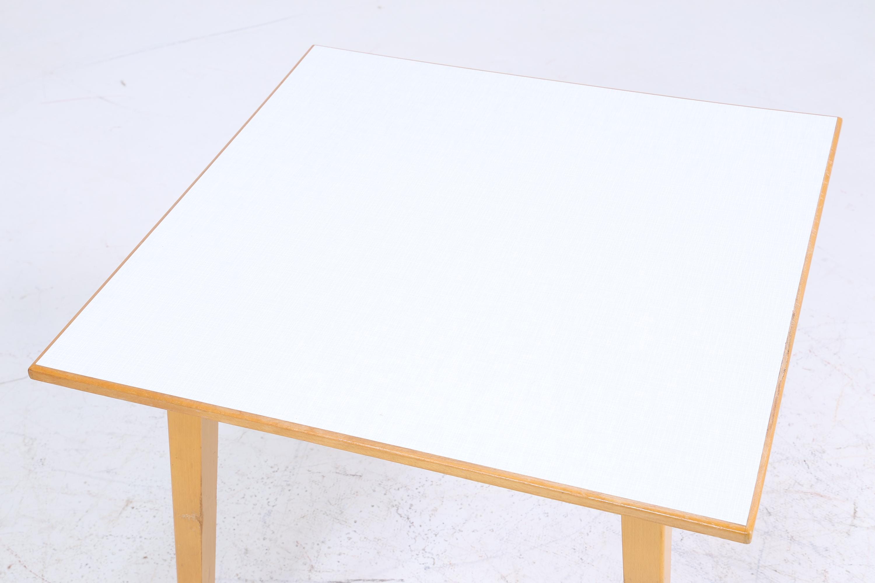 Kleiner Vintage Küchentisch 60er Jahre | Mid Century Esstisch Tisch Retro 70er Holz Resopal