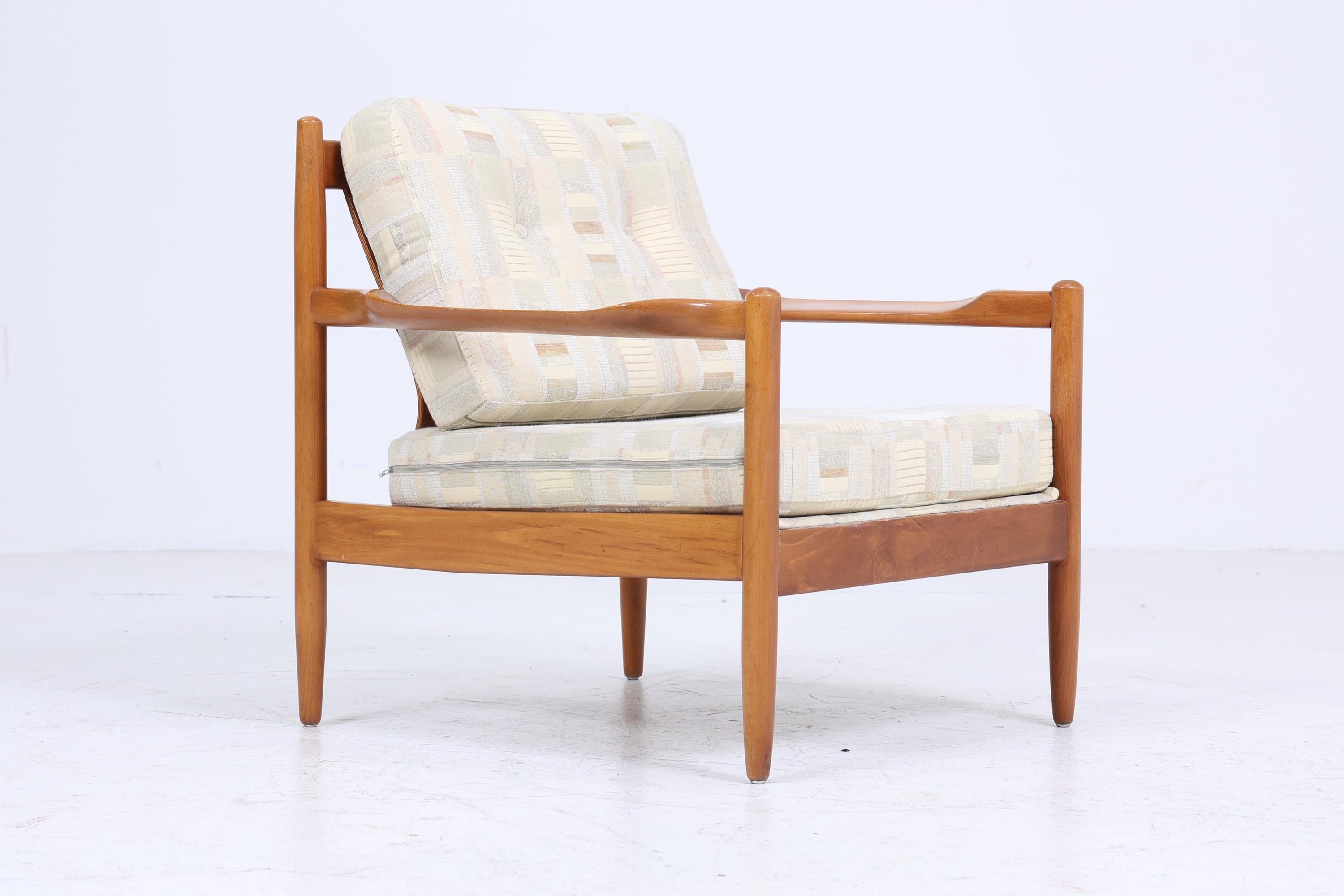 2v2 Klassischer Vintage Armlehnsessel 60er Jahre | Design Mid Century Sessel Retro Beige Braun Polster Wohnzimmer 70er