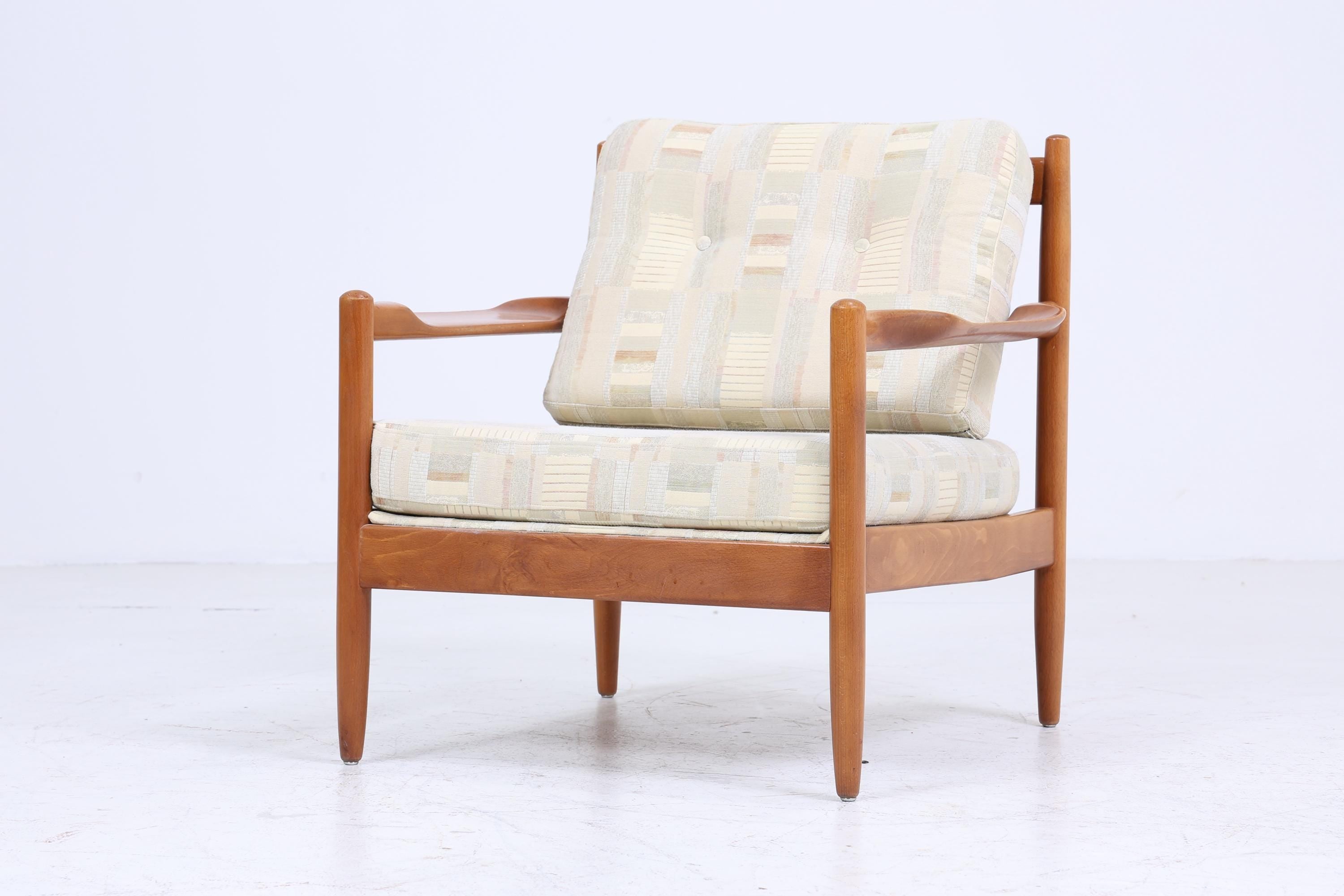 2v2 Klassischer Vintage Armlehnsessel 60er Jahre | Design Mid Century Sessel Retro Beige Braun Polster Wohnzimmer 70er