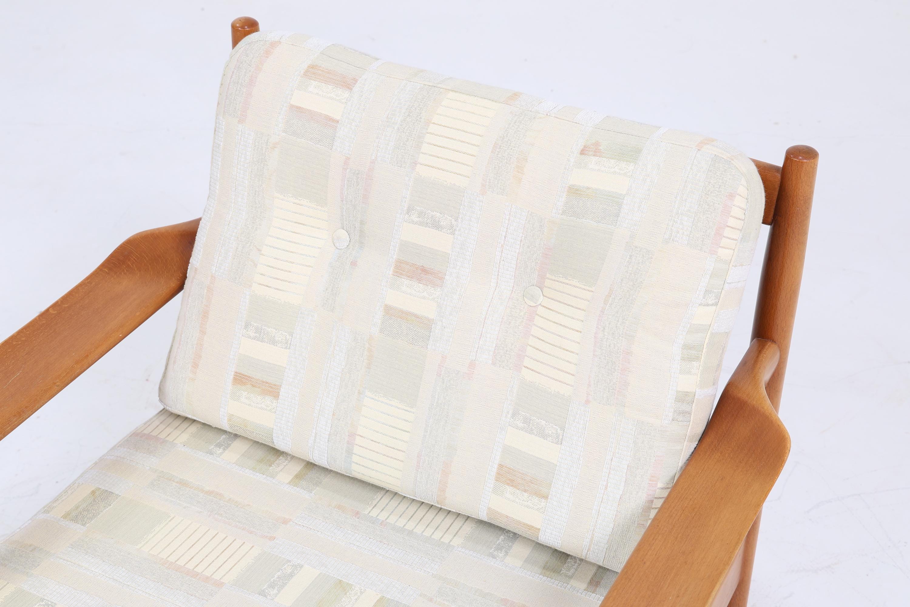 2v2 Klassischer Vintage Armlehnsessel 60er Jahre | Design Mid Century Sessel Retro Beige Braun Polster Wohnzimmer 70er