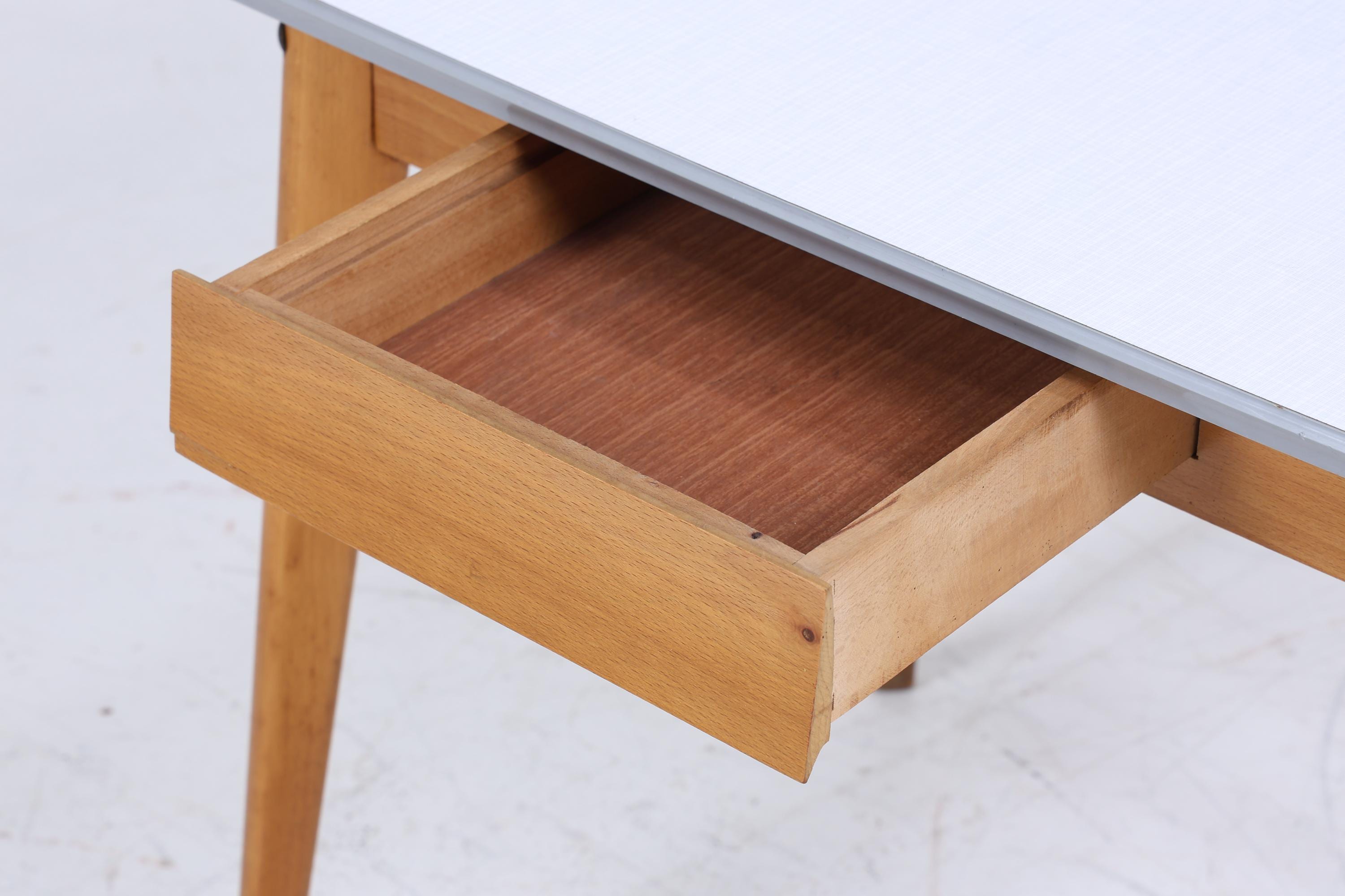 Klassischer Vintage Küchentisch 60er Jahre | Mid Century Esstisch Tisch Retro 70er Holz Resopal Schublade