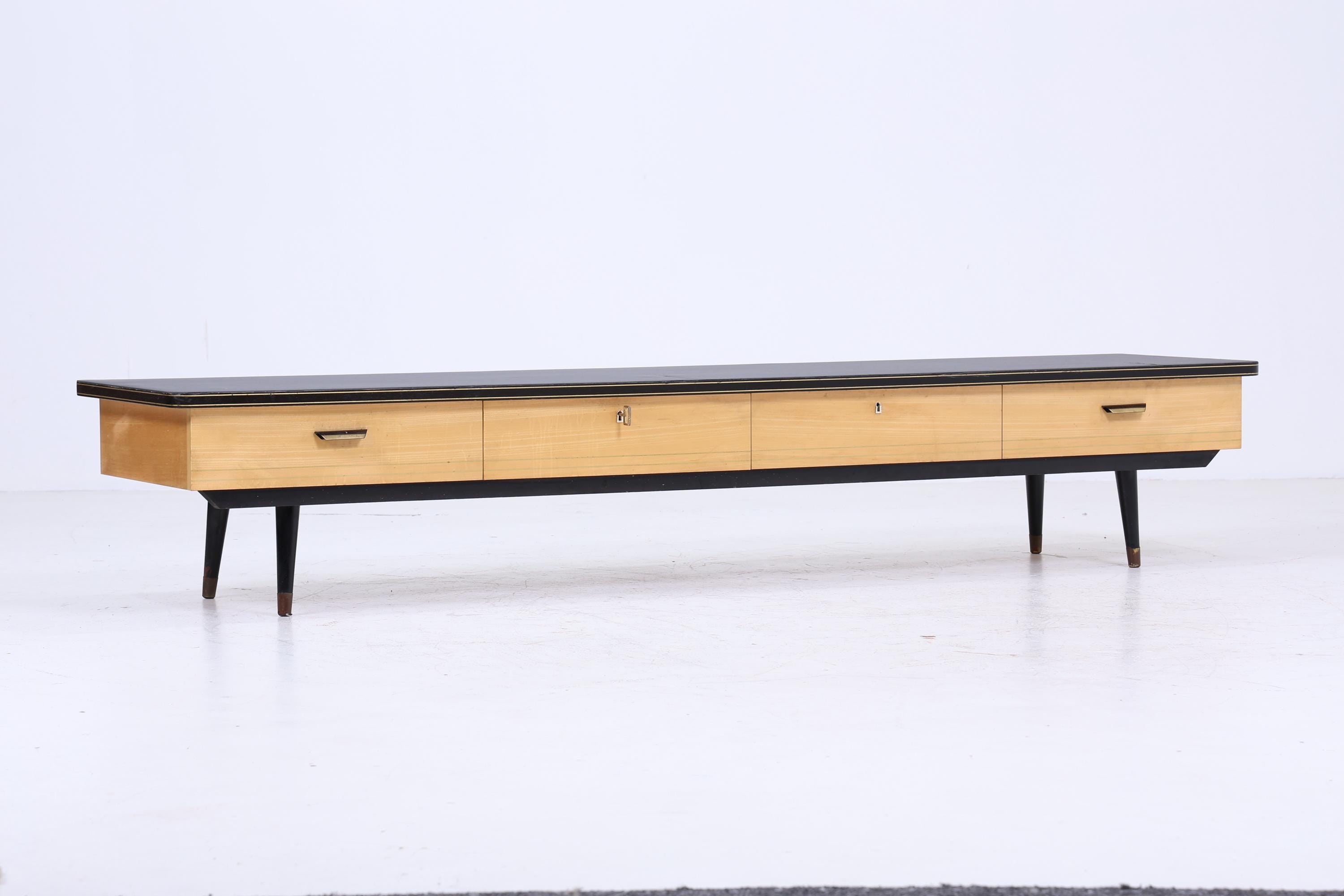 Vintage Lowboard 60er Jahre | Mid Century Sideboard mit Schubladen & Linoleum Oberfläche Retro Holz Aufbewahrung