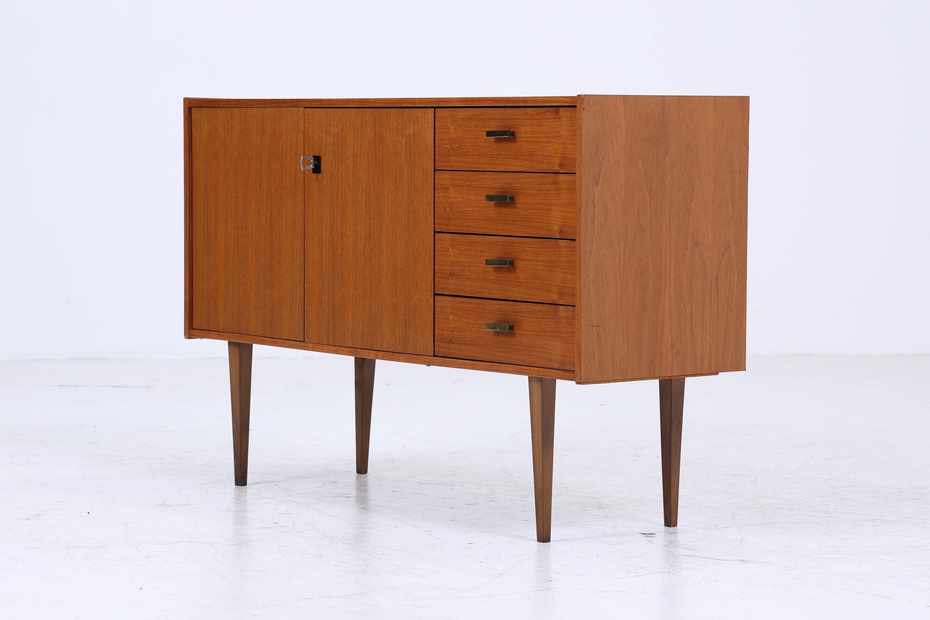 Vintage Nussbaum Schubladen Kommode 60er | Mid Century Sideboard Aufbewahrung | Vintage Flur Aufbewahrung Retro Holz