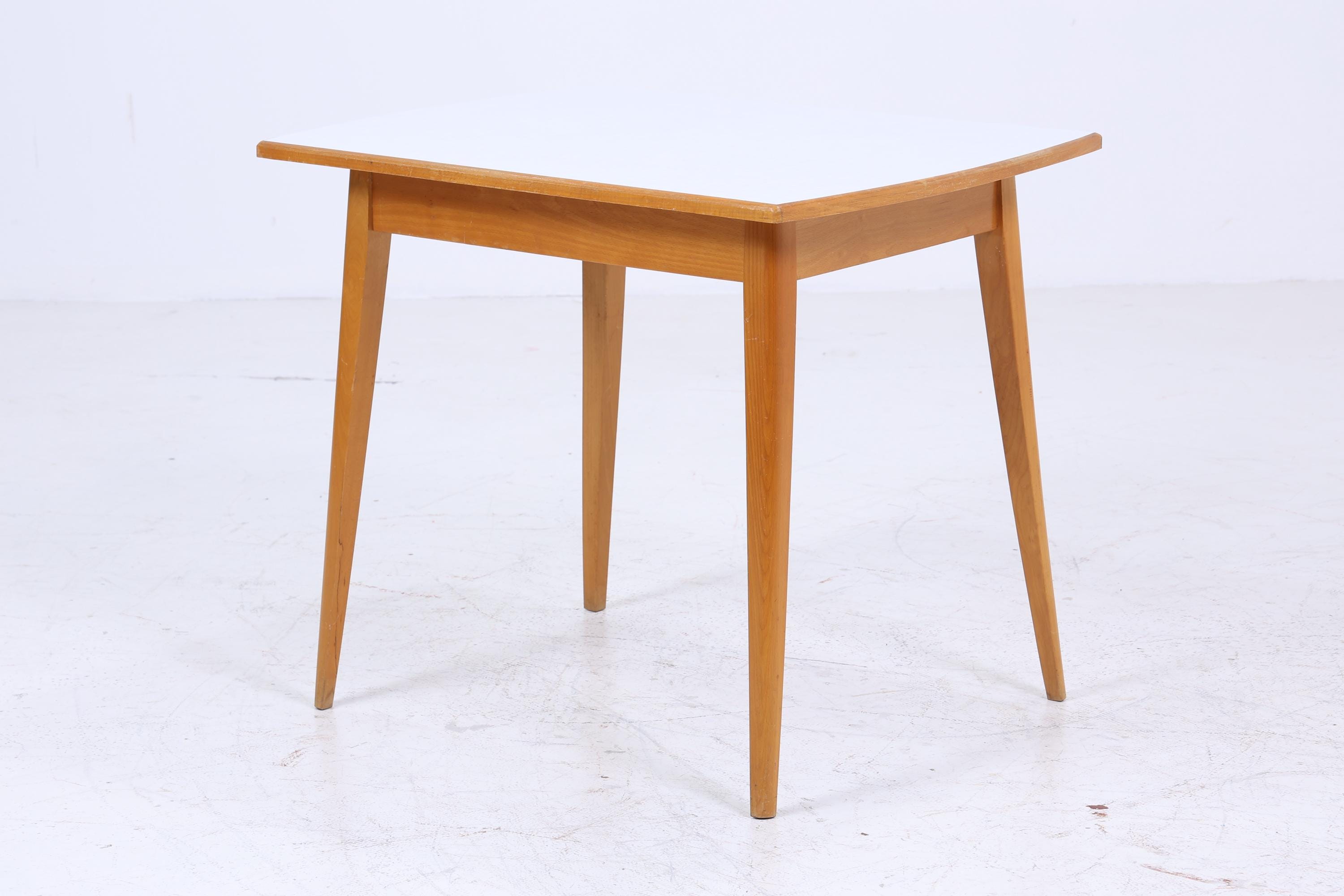 Kleiner Vintage Küchentisch 60er Jahre | Mid Century Esstisch Tisch Retro 70er Holz Resopal