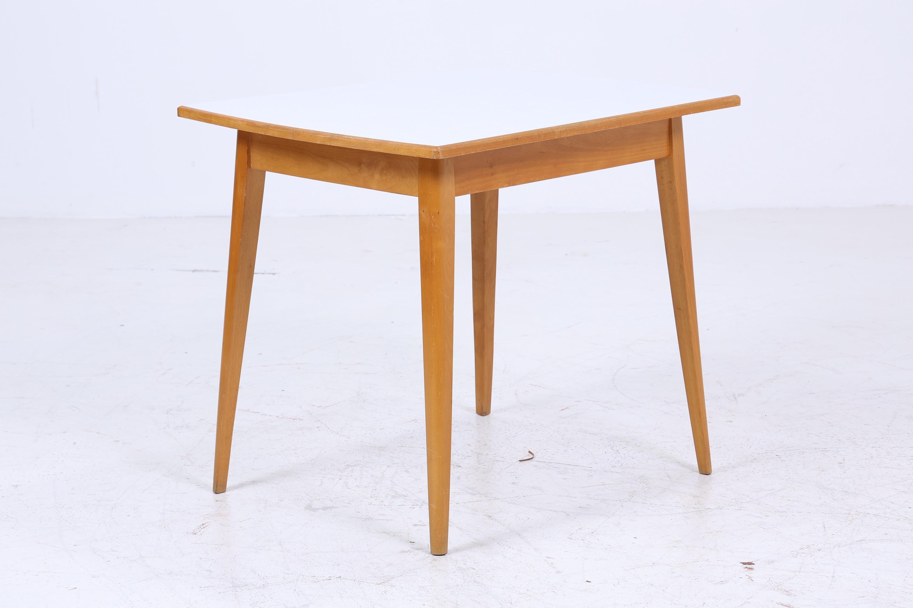 Kleiner Vintage Küchentisch 60er Jahre | Mid Century Esstisch Tisch Retro 70er Holz Resopal